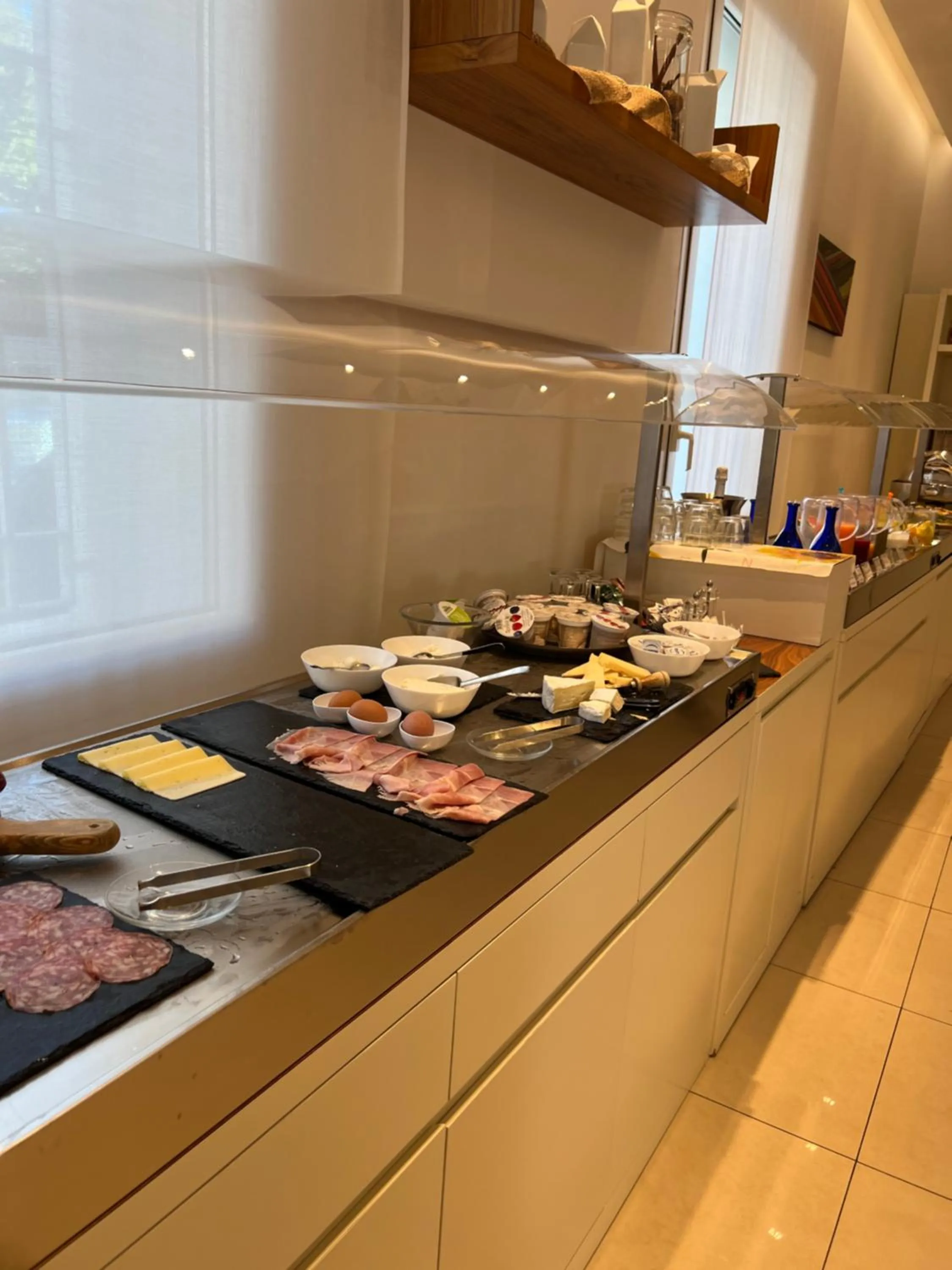 Breakfast in Card International Hotel