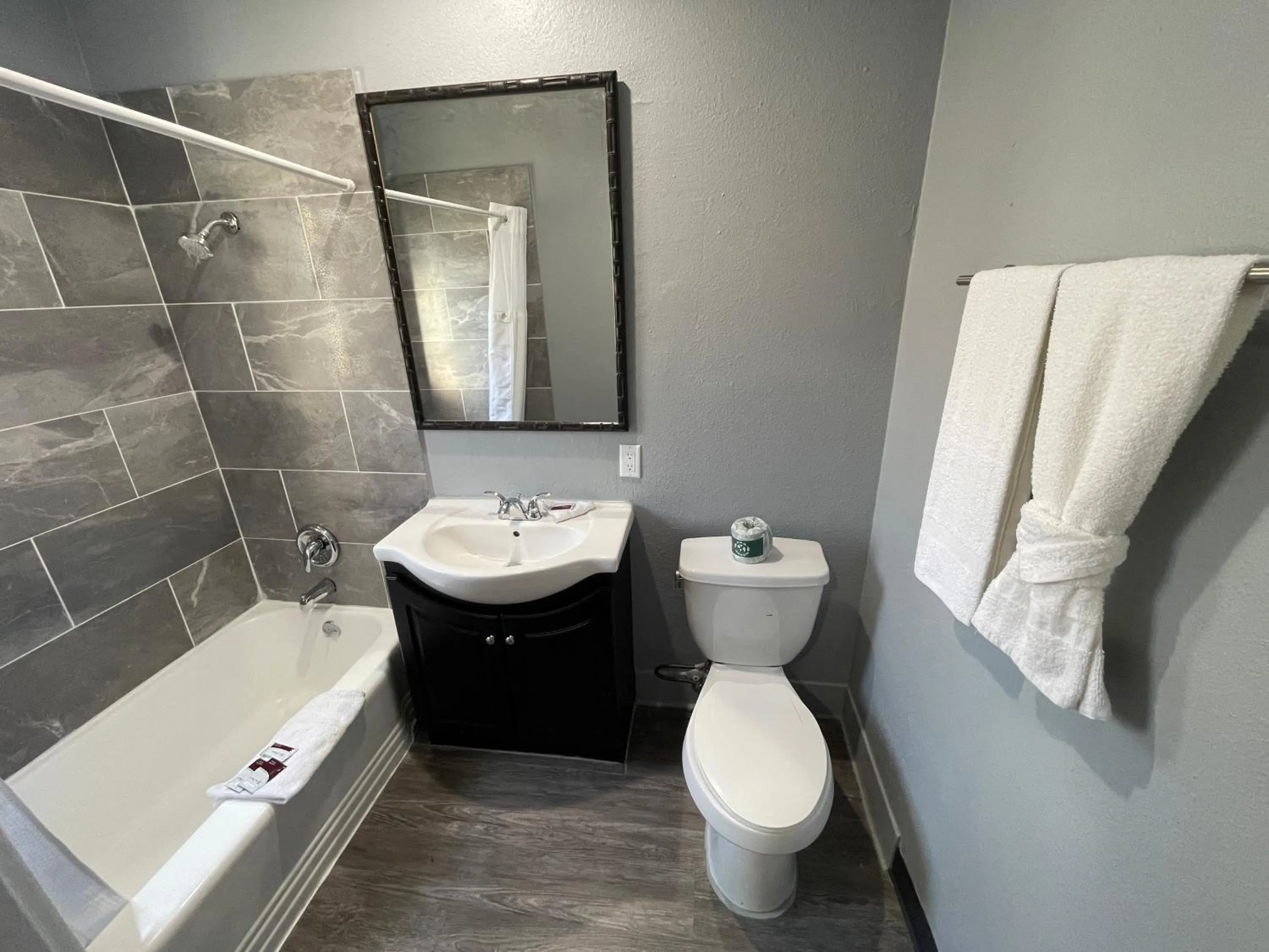 Bathroom in Cornett Motel