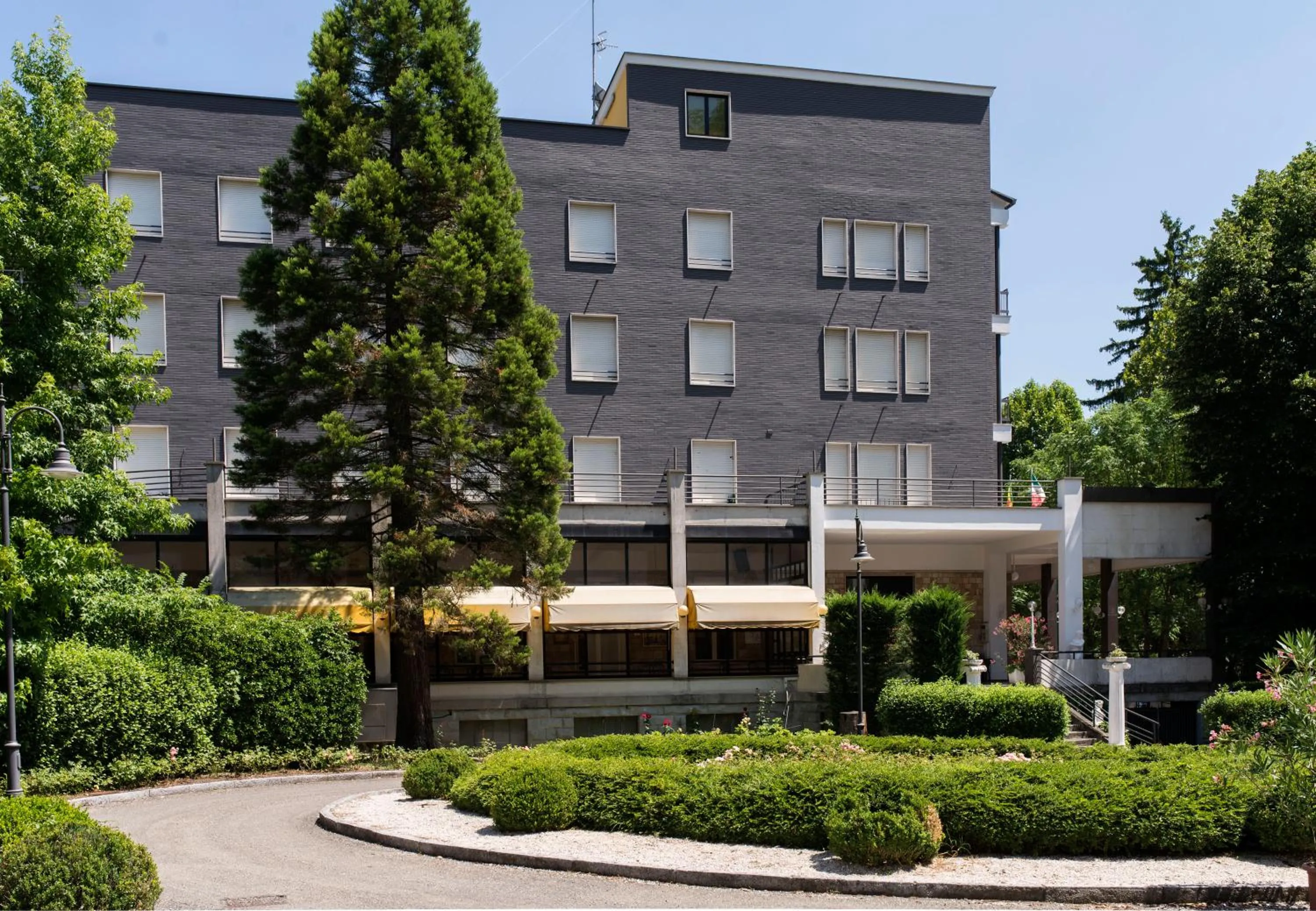 Property building in Hotel Salus
