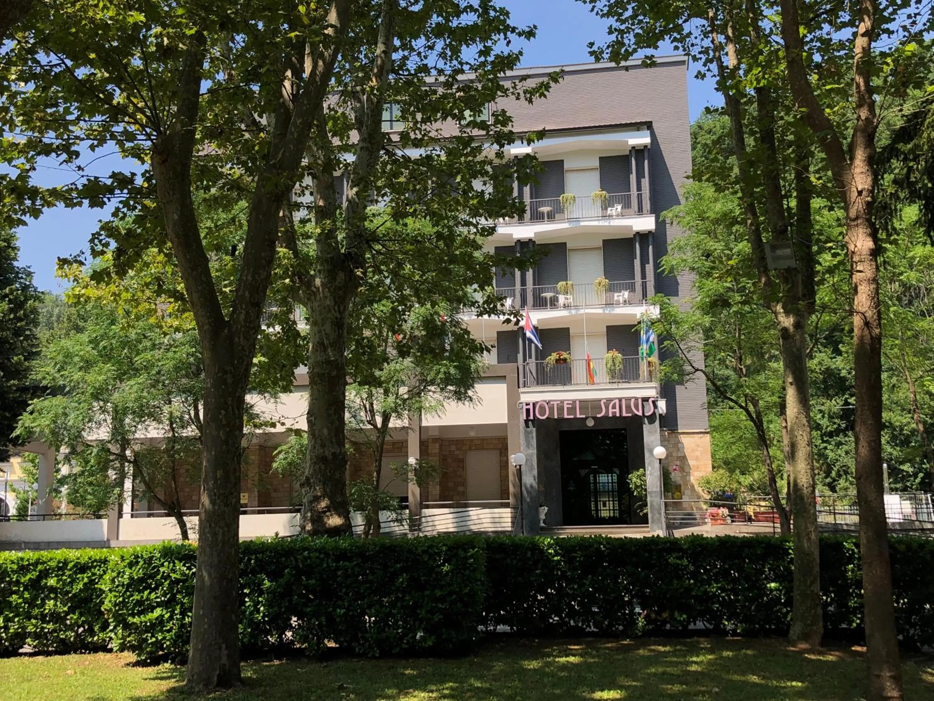 Property building in Hotel Salus