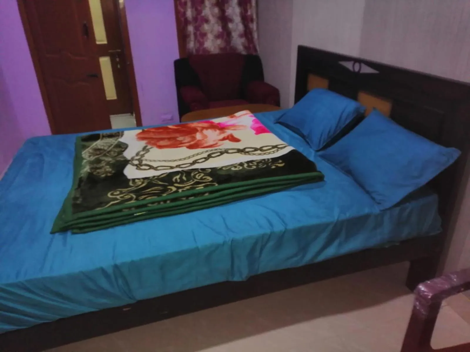 Bed in Kodai Pinetree Residency