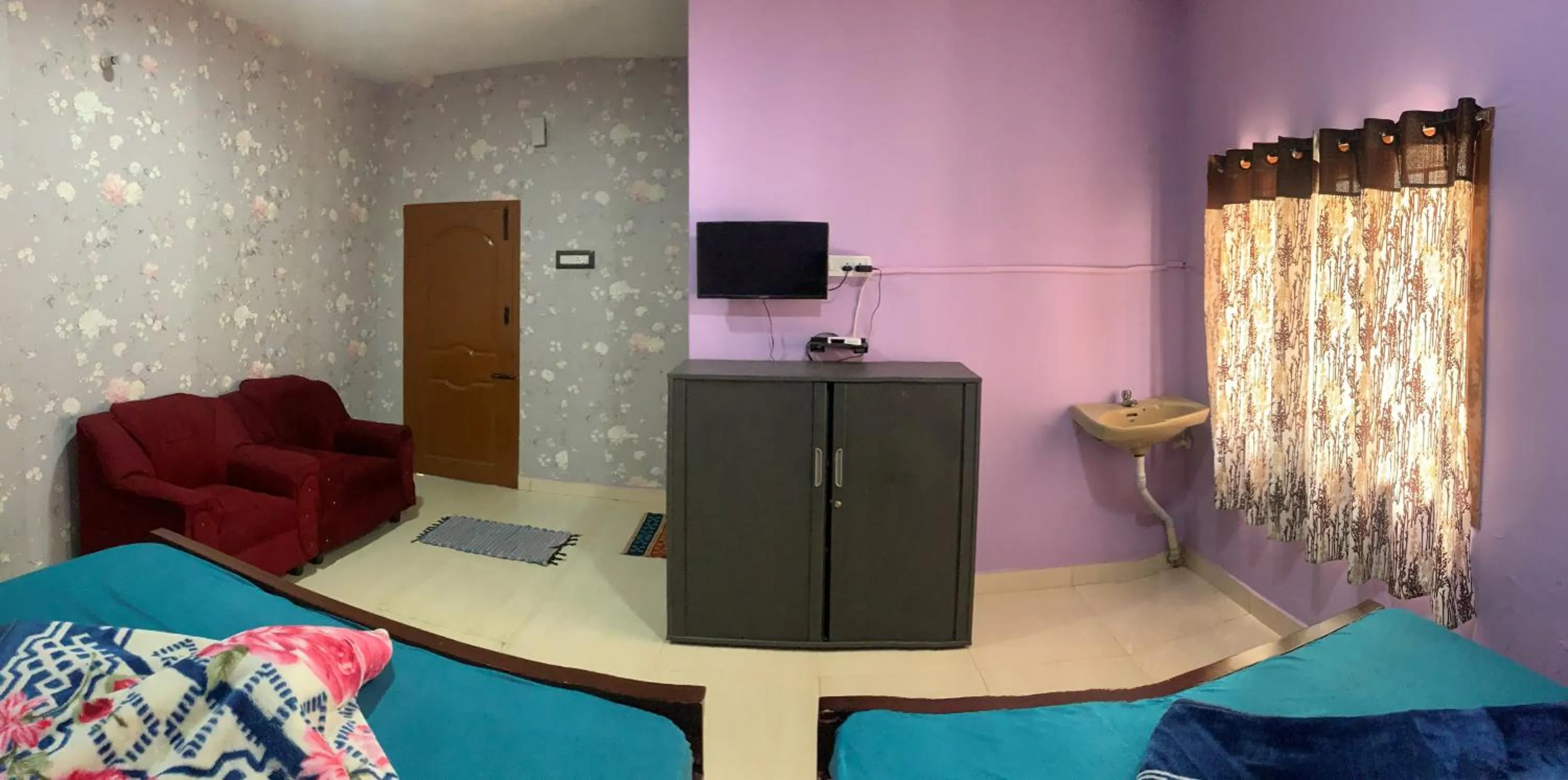 hair dresser in Kodai Pinetree Residency