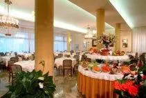 Restaurant/places to eat in Hotel Columbia Terme