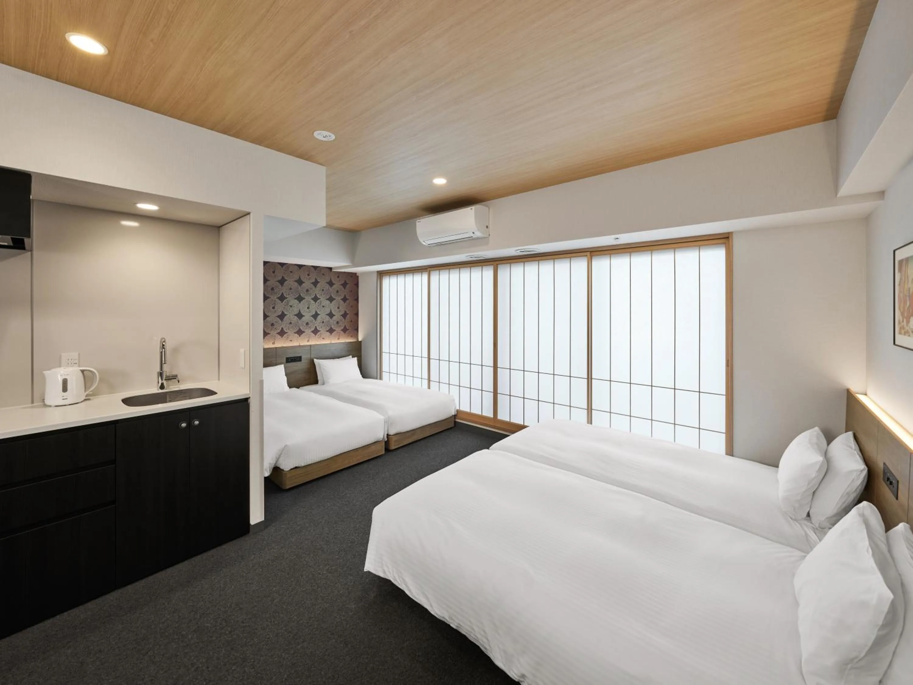 Photo of the whole room, Bed in MIMARU Tokyo Kinshicho