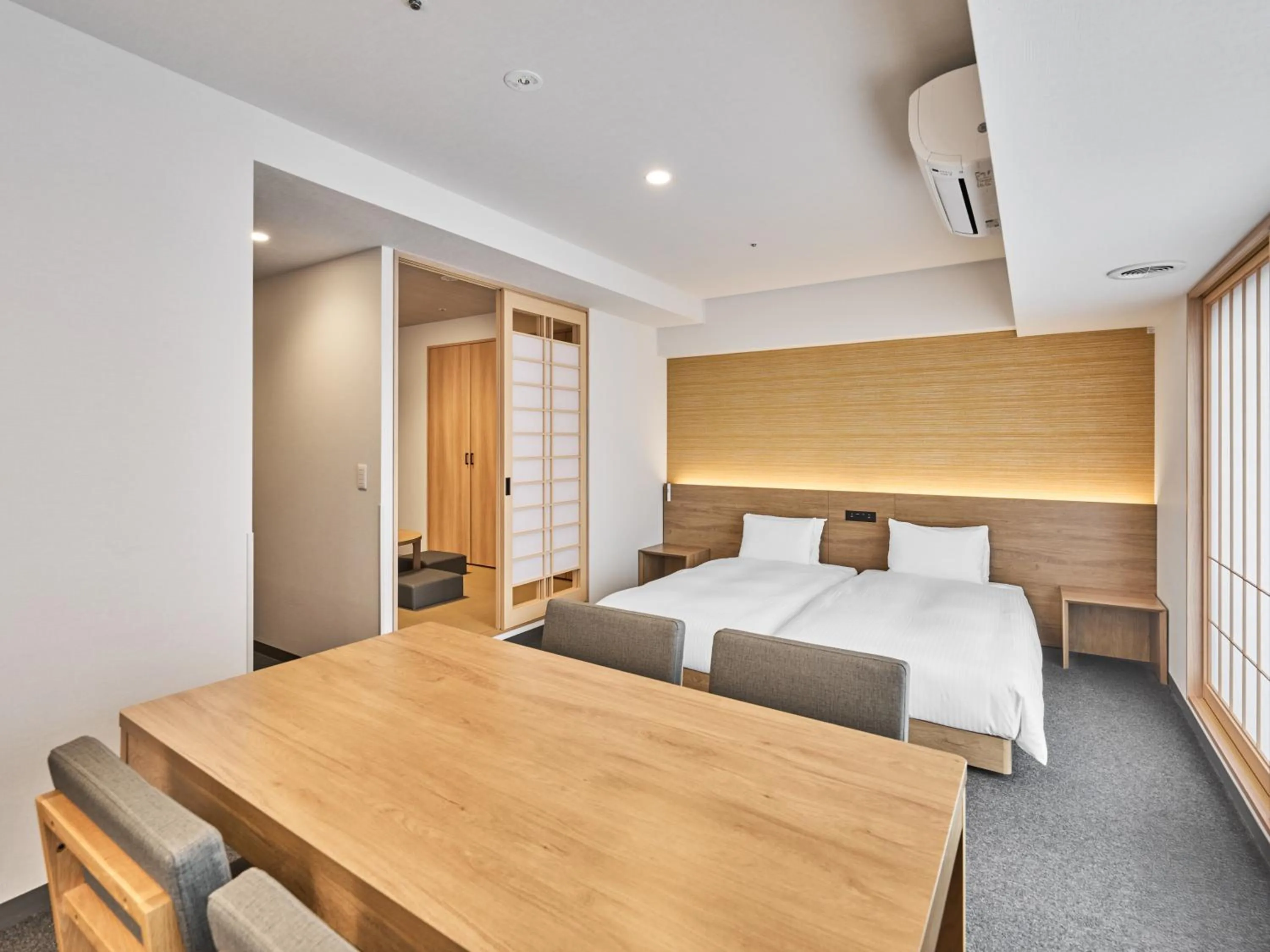 Photo of the whole room, Bed in MIMARU Tokyo Kinshicho