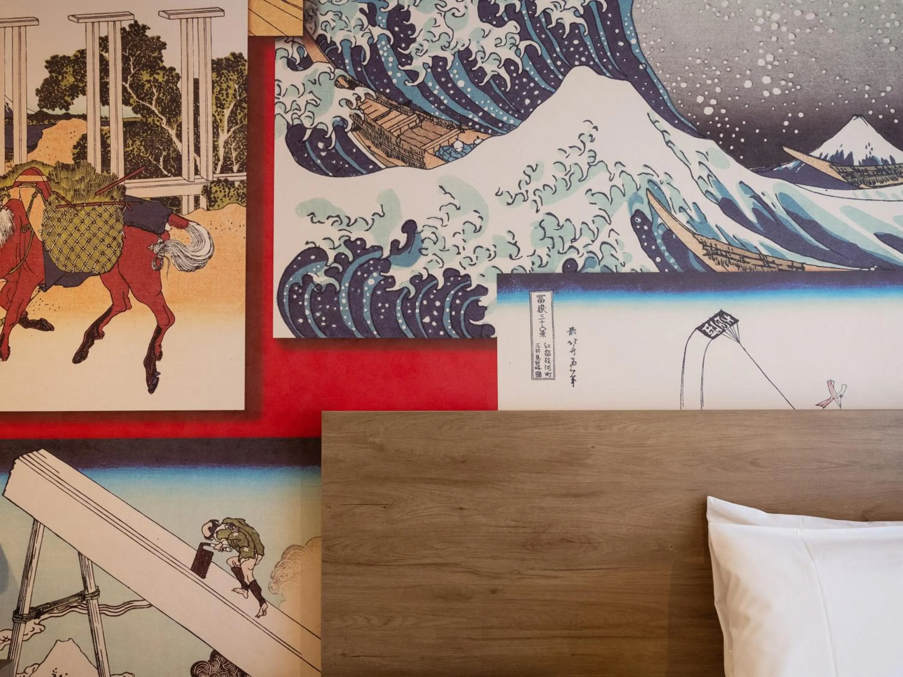 Photo of the whole room in MIMARU Tokyo Kinshicho