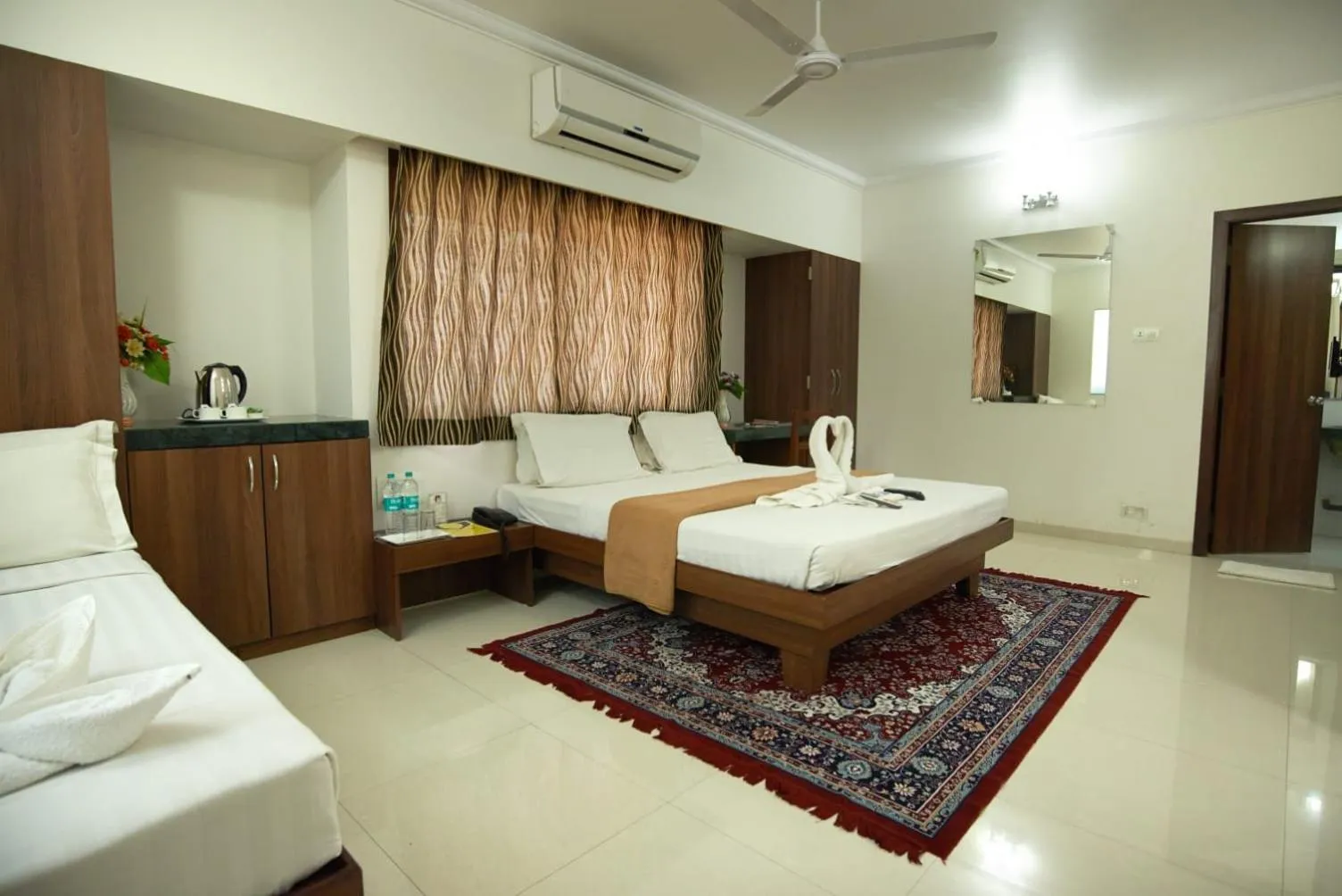 Bedroom, Bed in Hotel Sai Sangam
