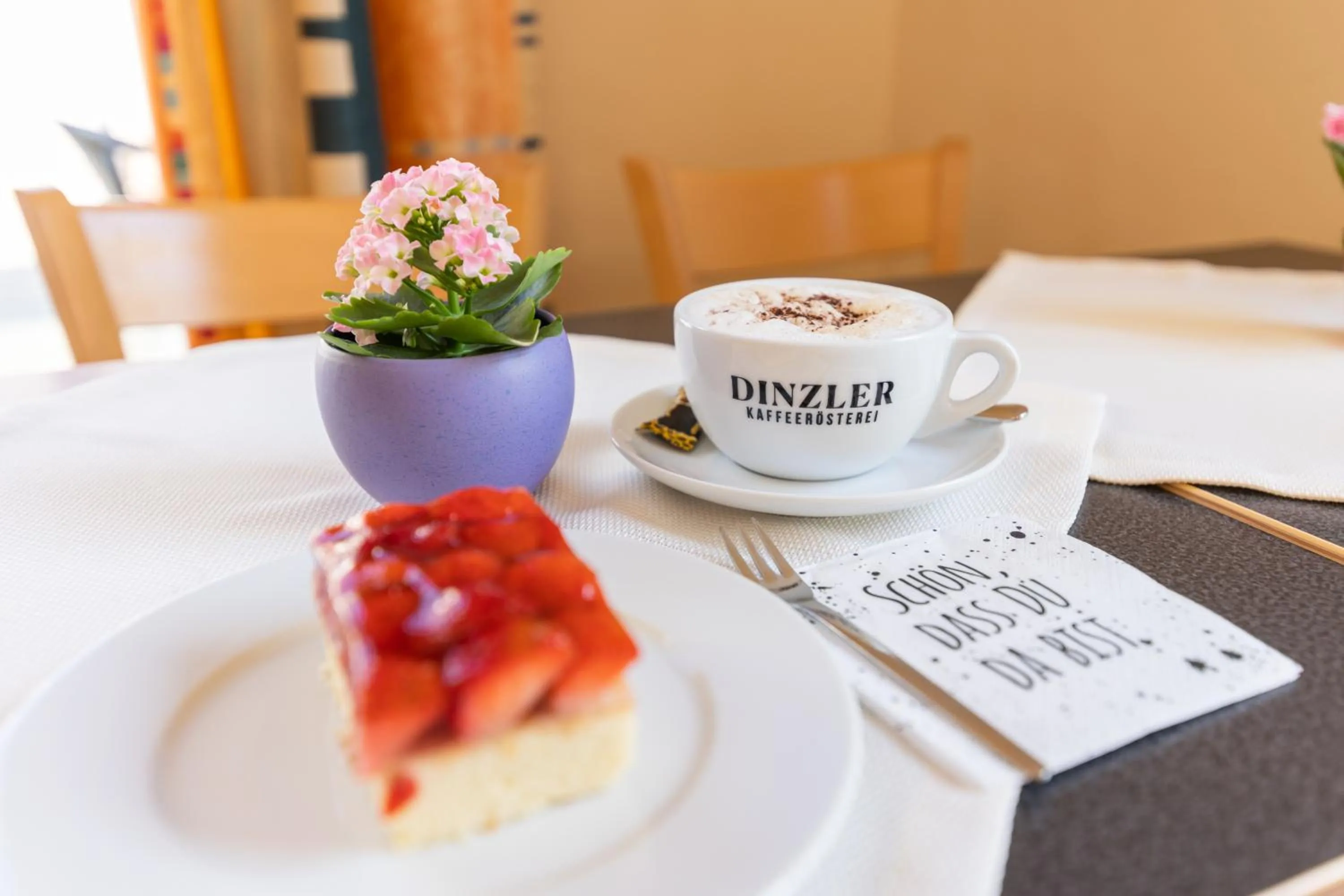 Breakfast in Gästehaus Kleeberger