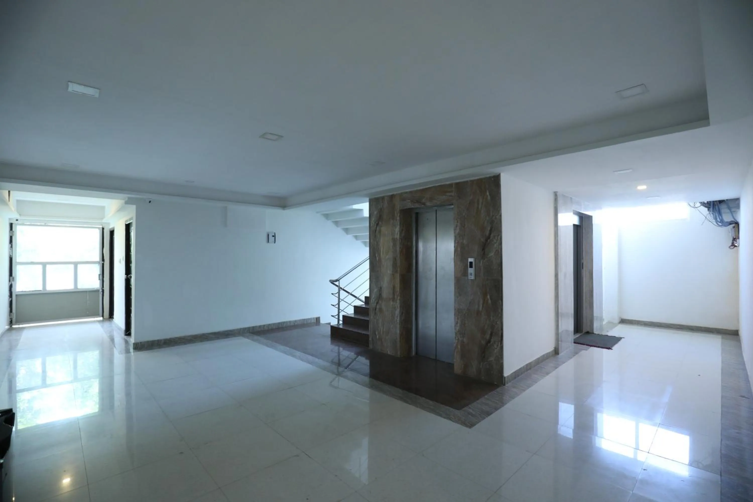 elevator in Hotel Rydham