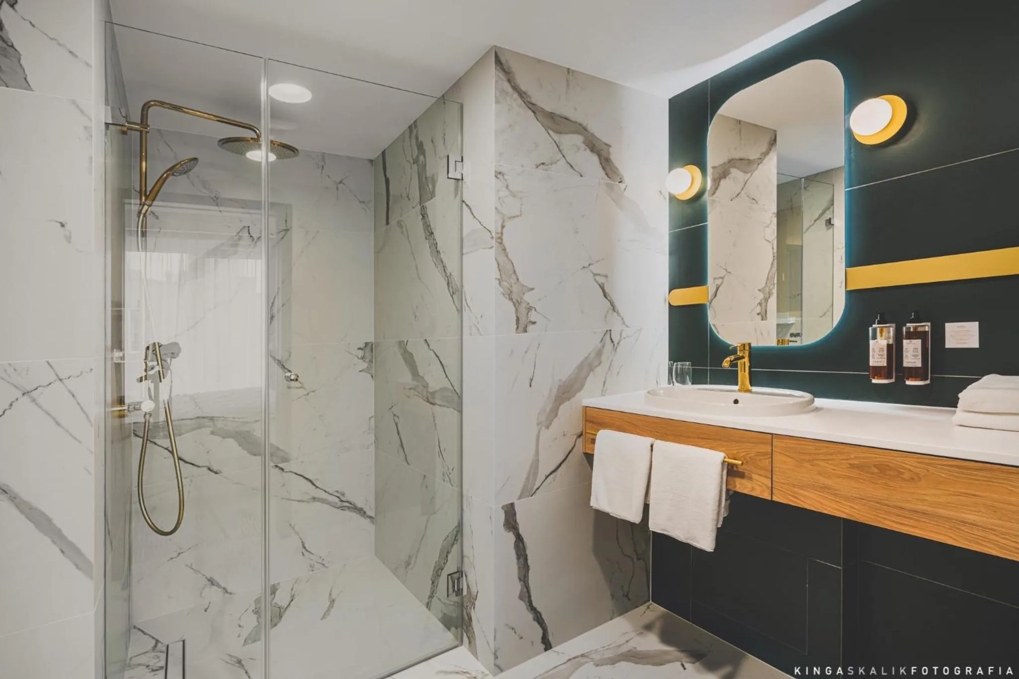 Shower in Royal Tulip Warsaw Centre