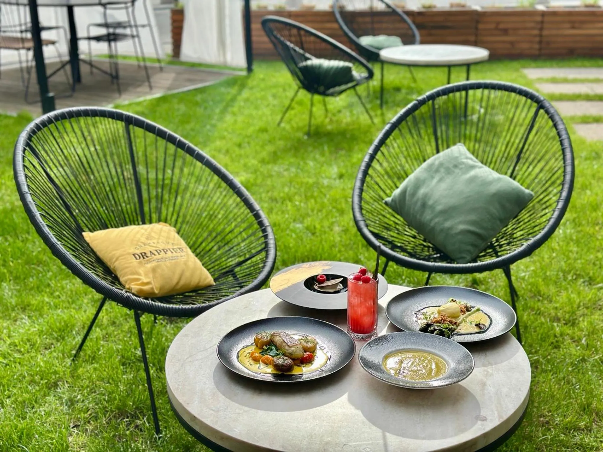 Patio in Royal Tulip Warsaw Centre