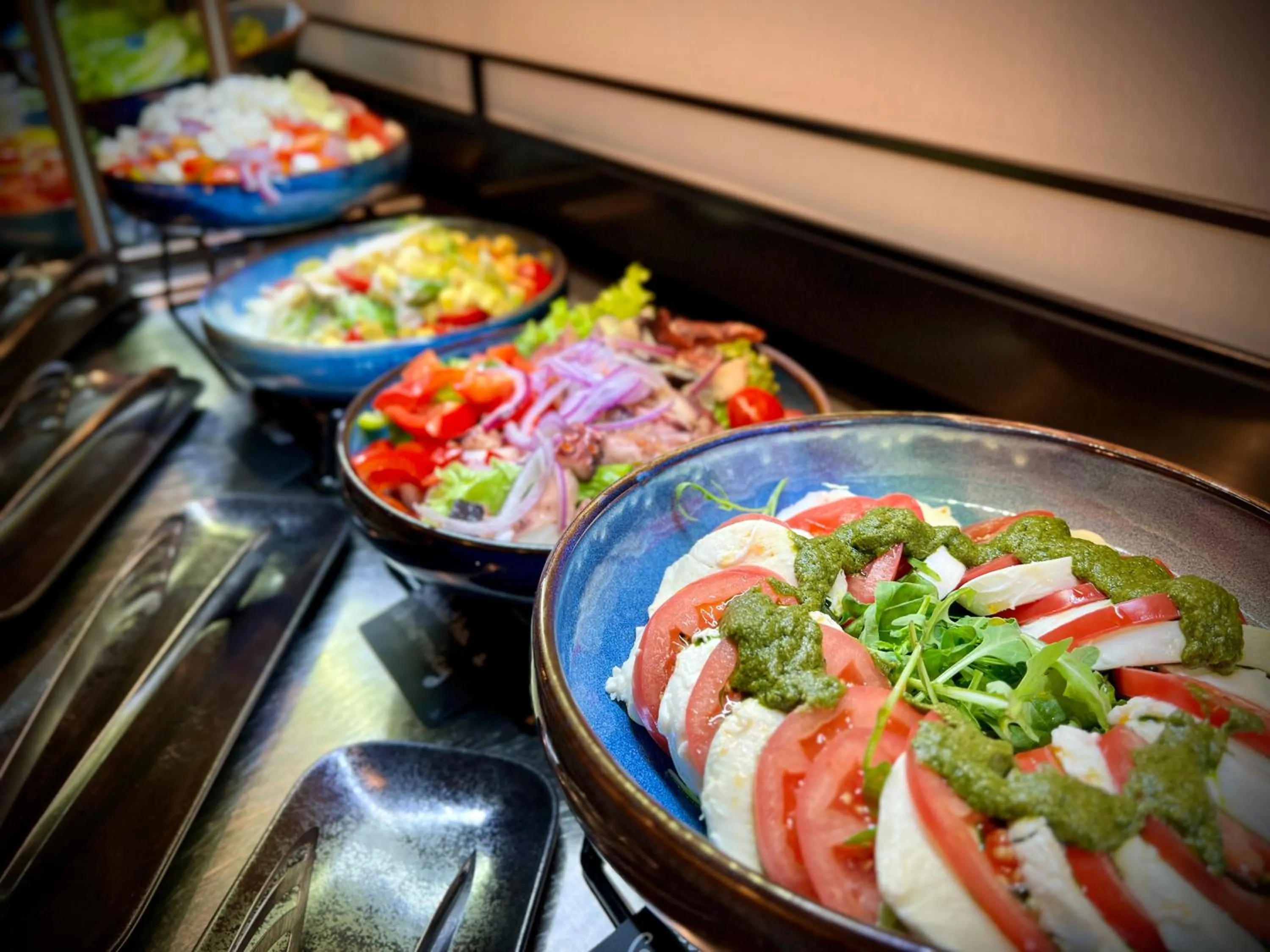 Food and drinks in Royal Tulip Warsaw Centre