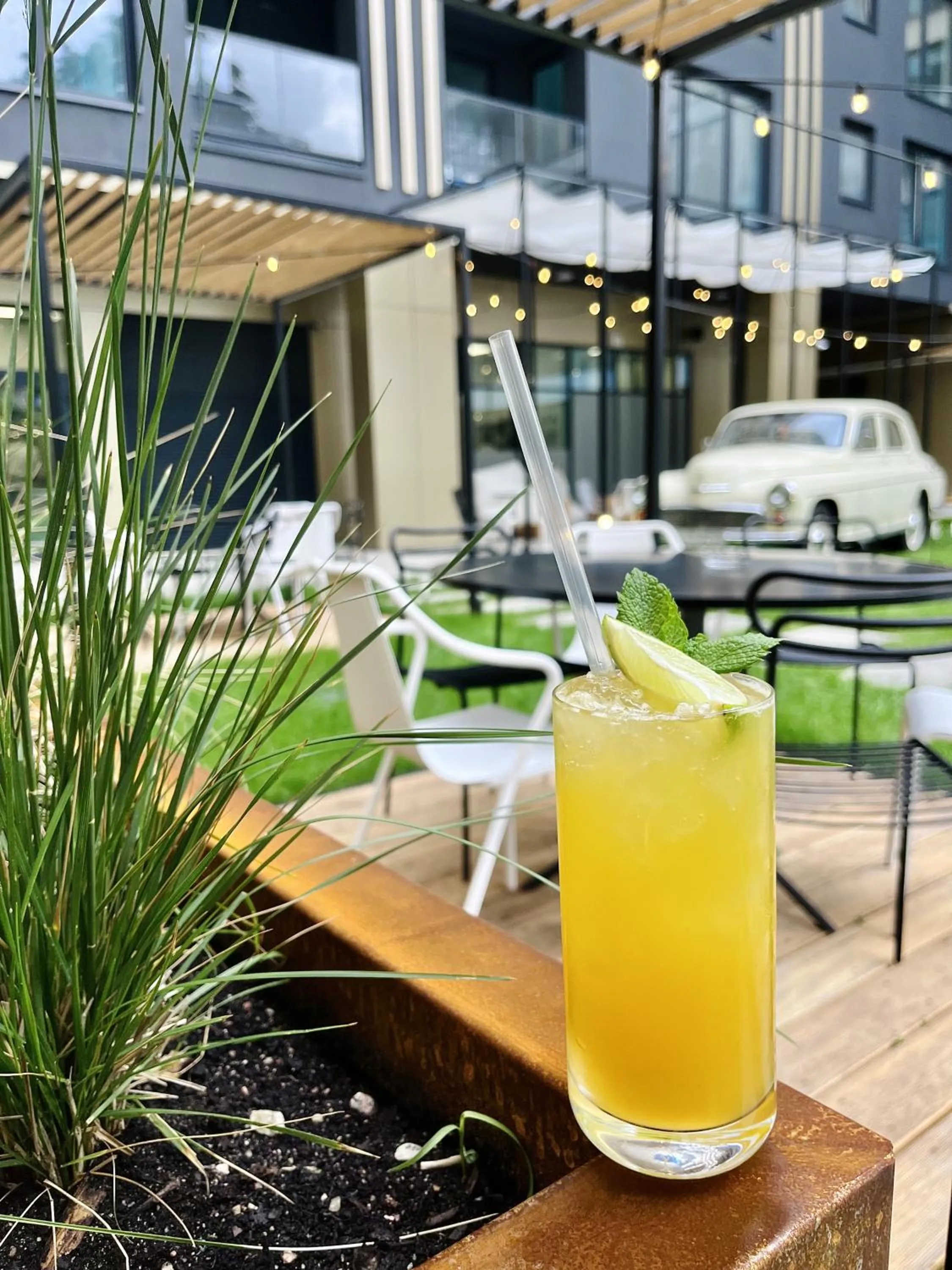 Patio in Royal Tulip Warsaw Centre