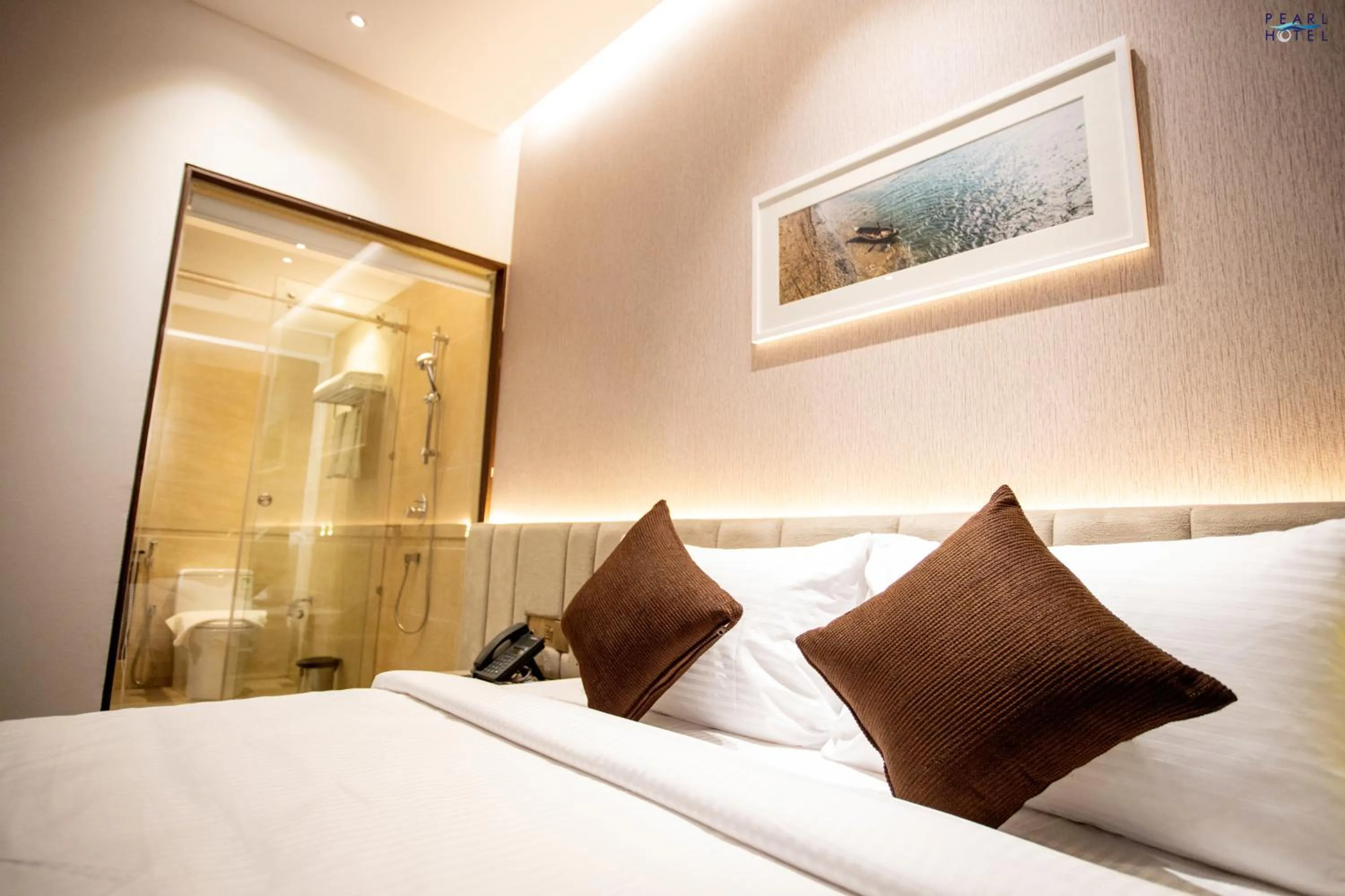 Bed in Pearl Hotel