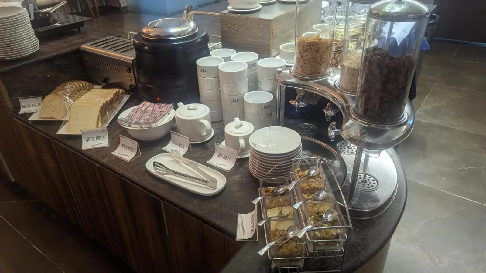 Breakfast in Pearl Hotel