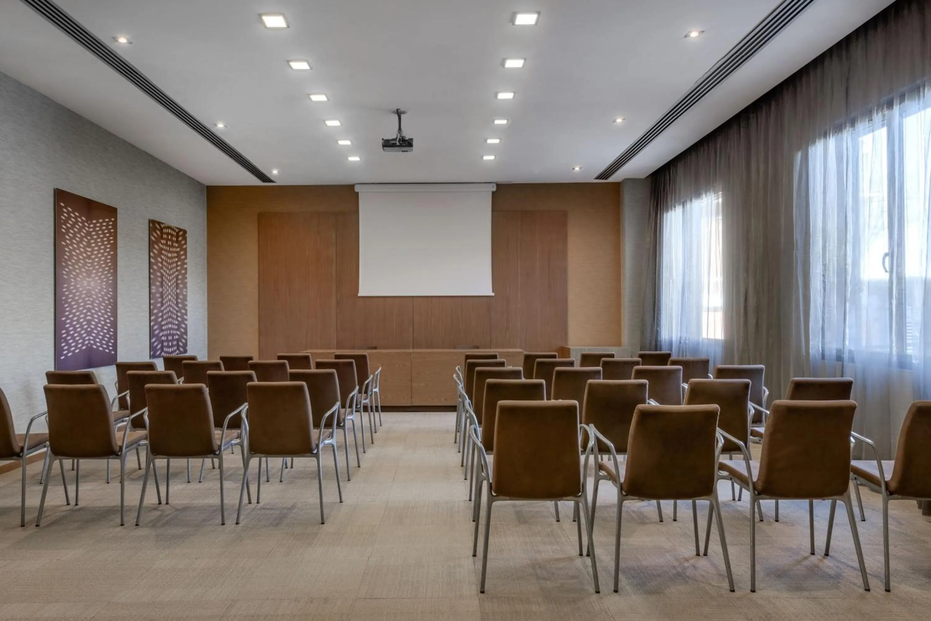 Meeting/conference room in AC Hotel Vicenza by Marriott