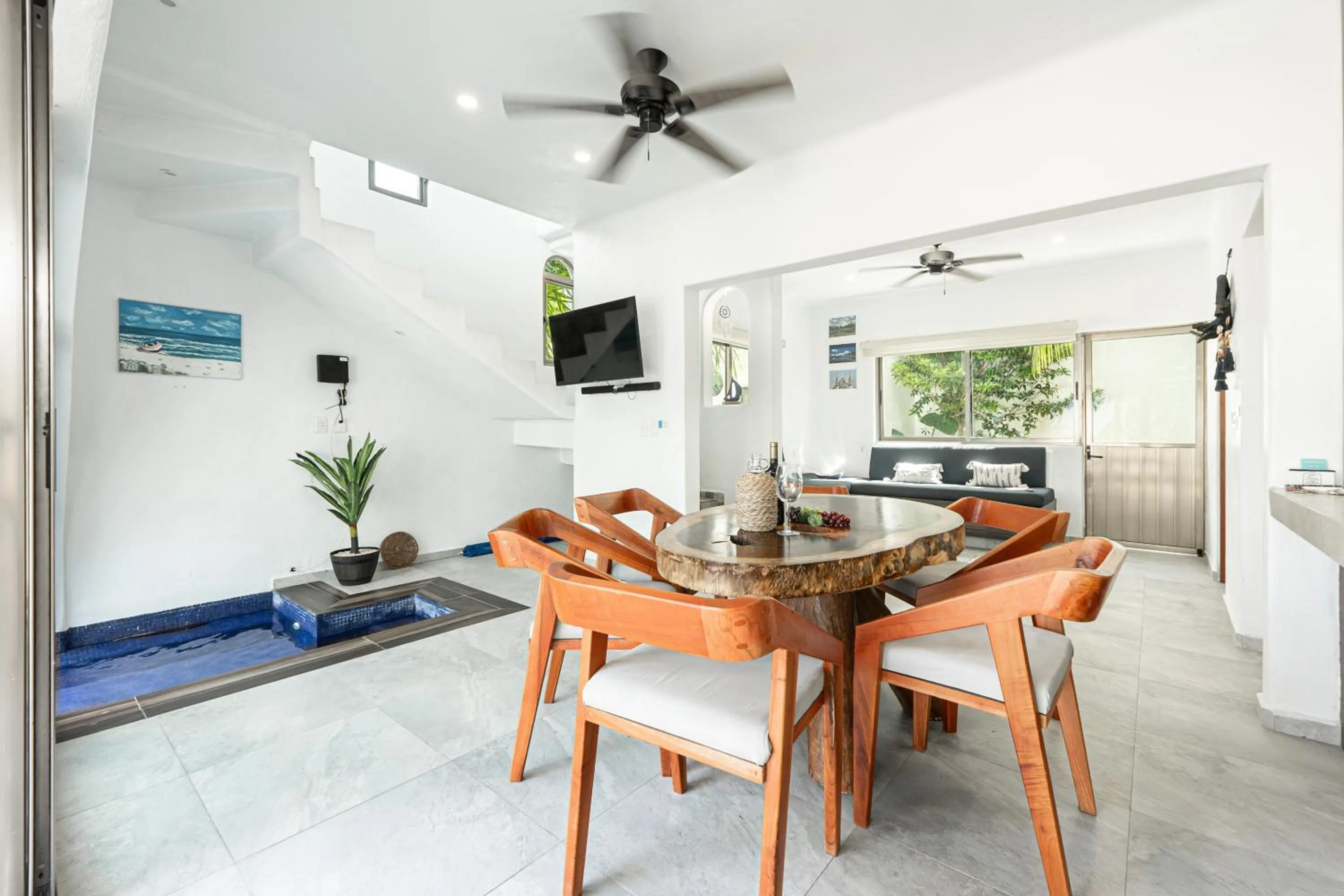 TV and multimedia in Villas Amanecer by Andiani Travel