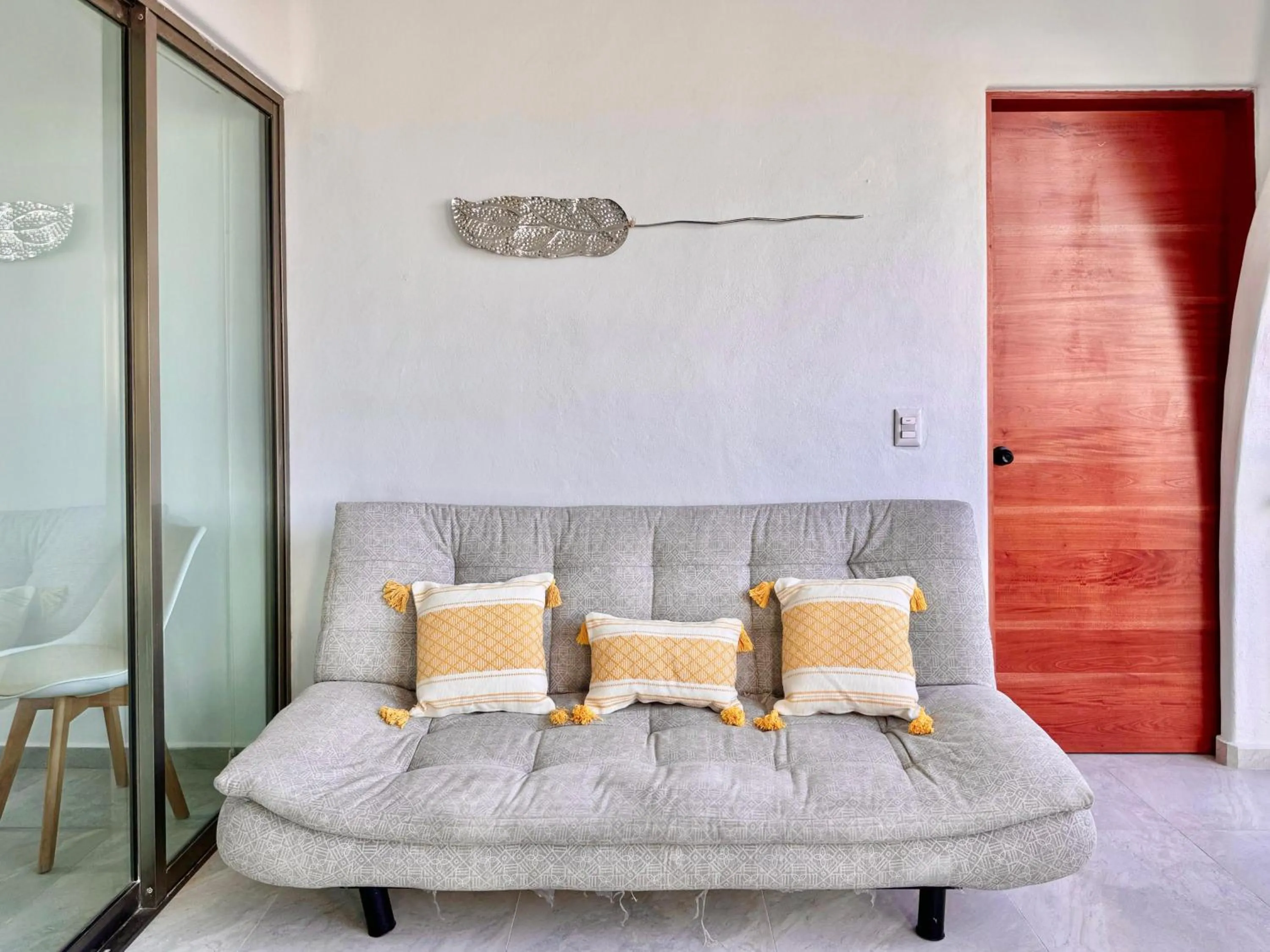 Living room in Villas Amanecer by Andiani Travel