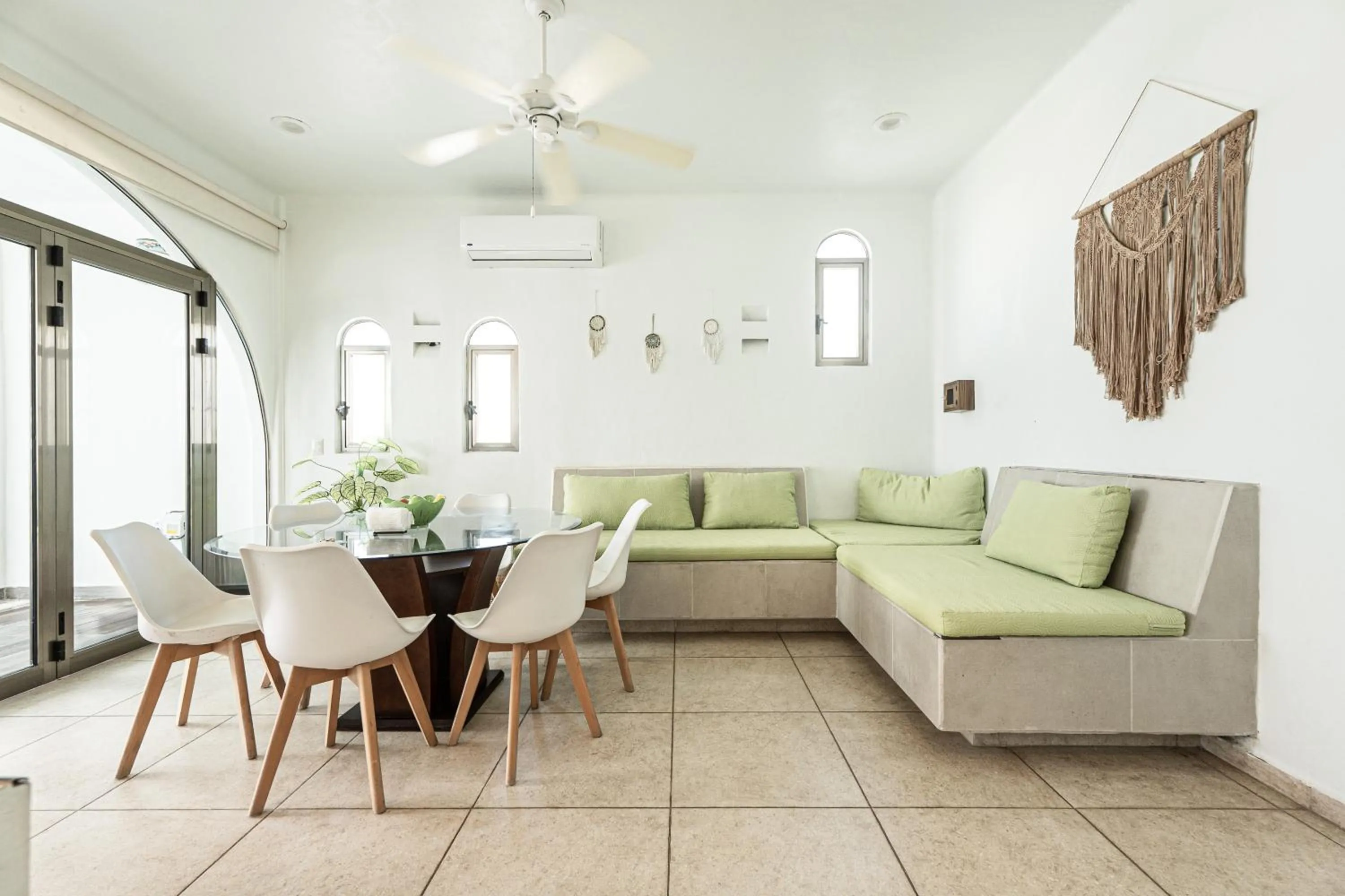 Living room in Villas Amanecer by Andiani Travel