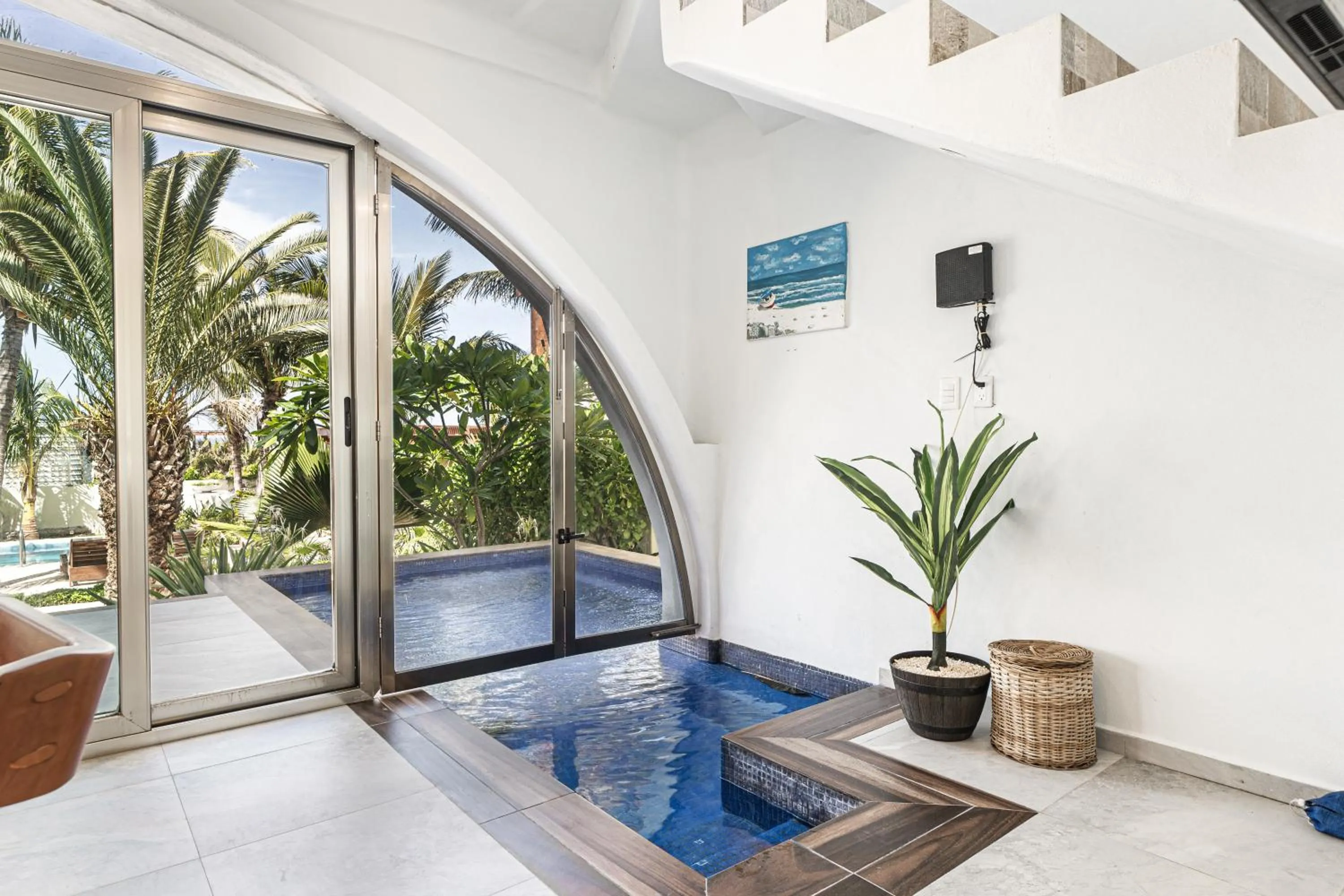 Swimming pool in Villas Amanecer by Andiani Travel