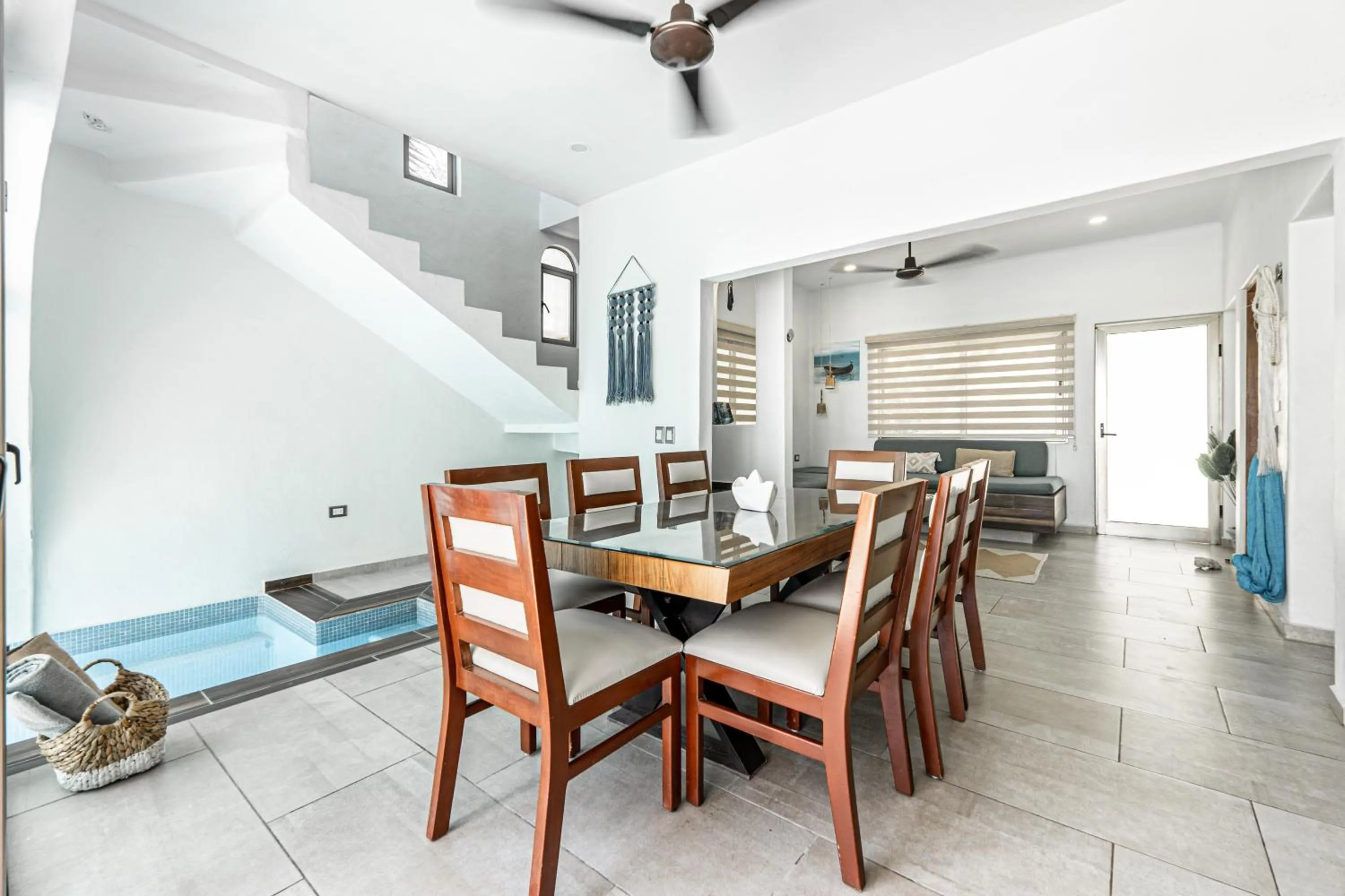 Seating area in Villas Amanecer by Andiani Travel