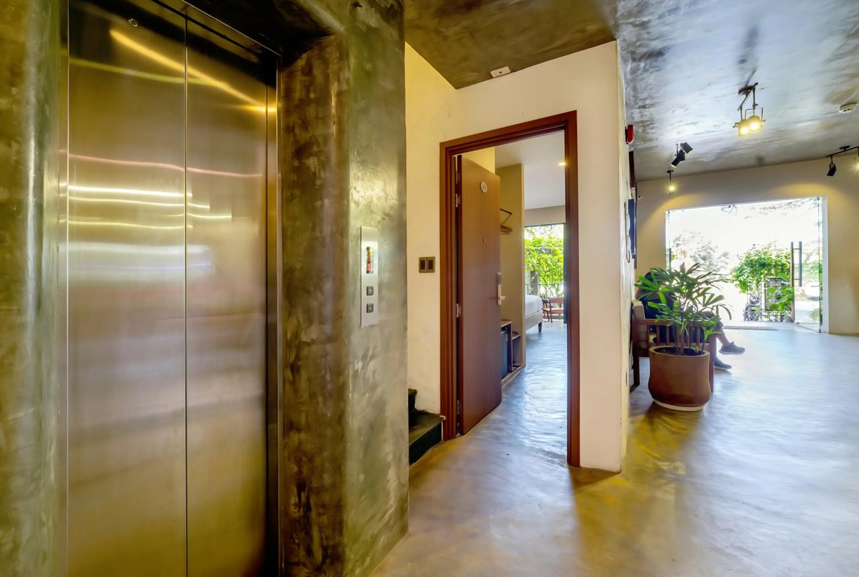 elevator in Nam An Mama Villa Hoi An