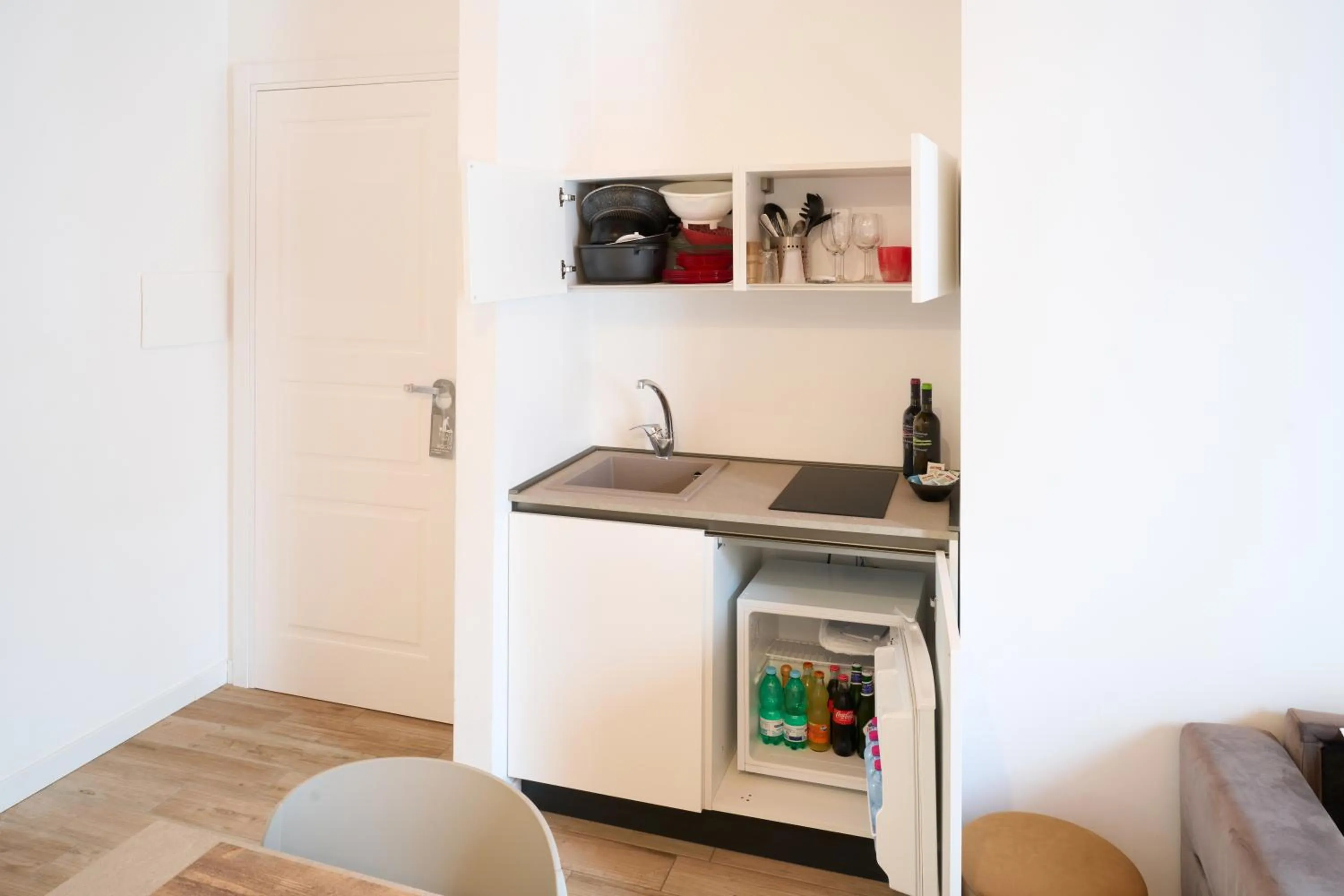 Kitchen or kitchenette in Toto e Peppino Luxury Rooms