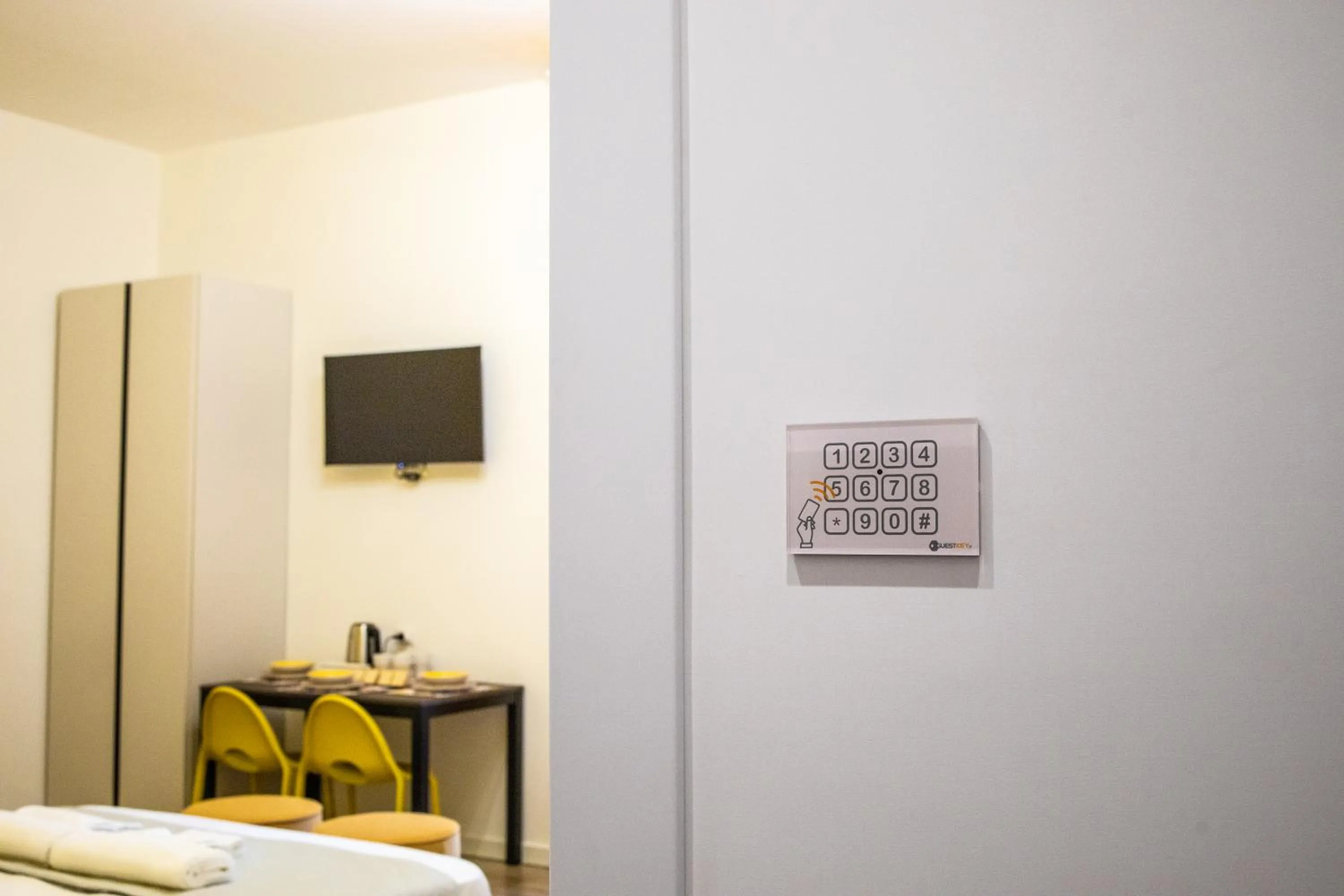 Property building, Bed in Toto e Peppino Luxury Rooms