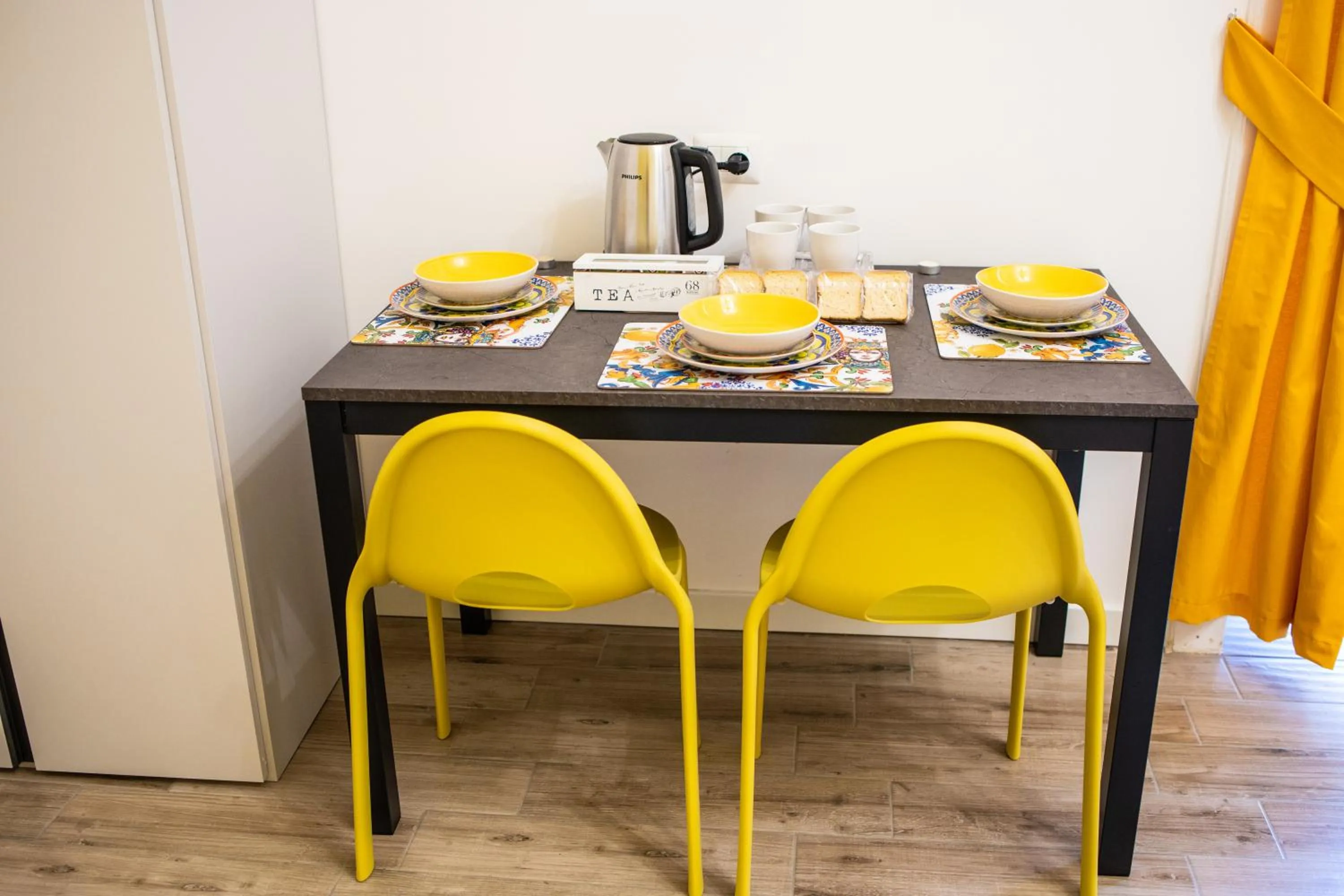 Coffee/tea facilities in Toto e Peppino Luxury Rooms