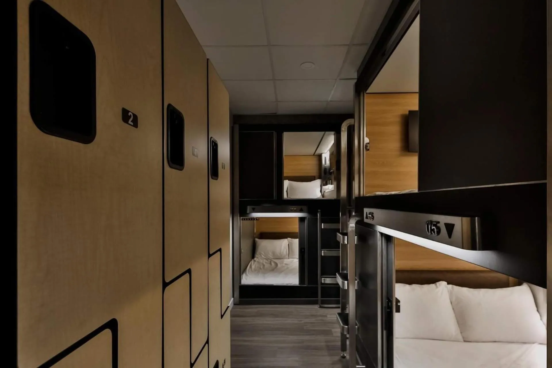 bunk bed in Pod Hotel