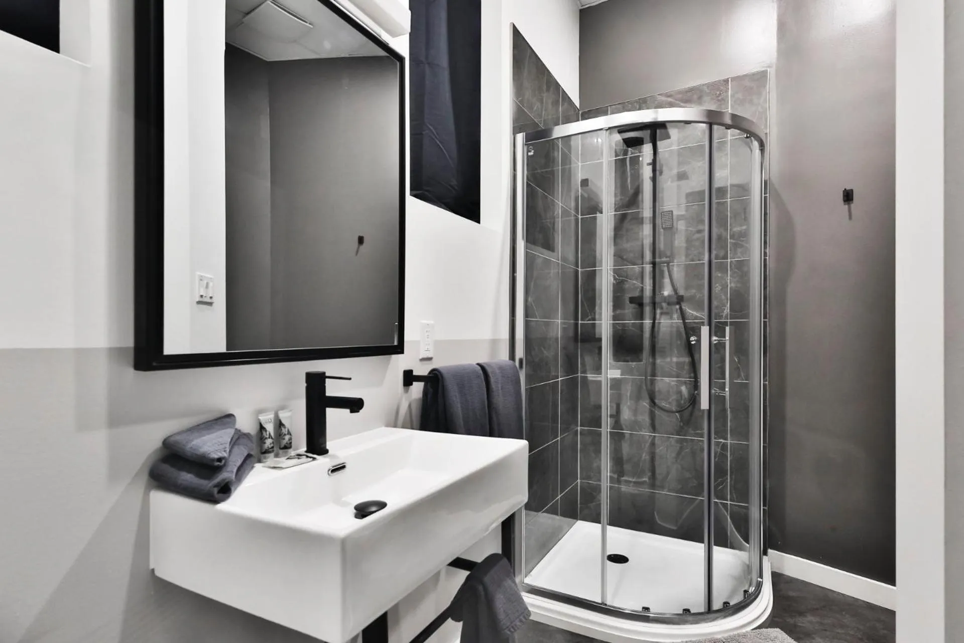 Bathroom in Pod Hotel
