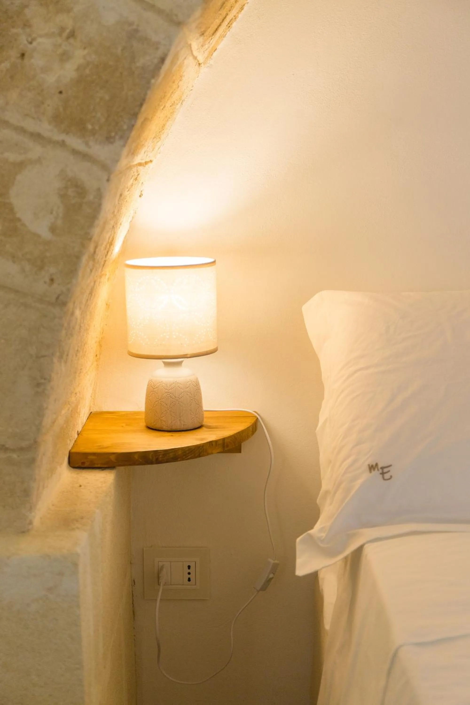 Decorative detail, Bed in Masseria Ella
