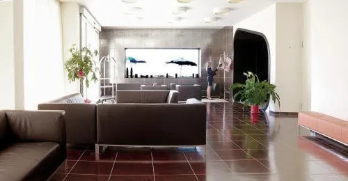Lobby or reception in Hotel Admeto