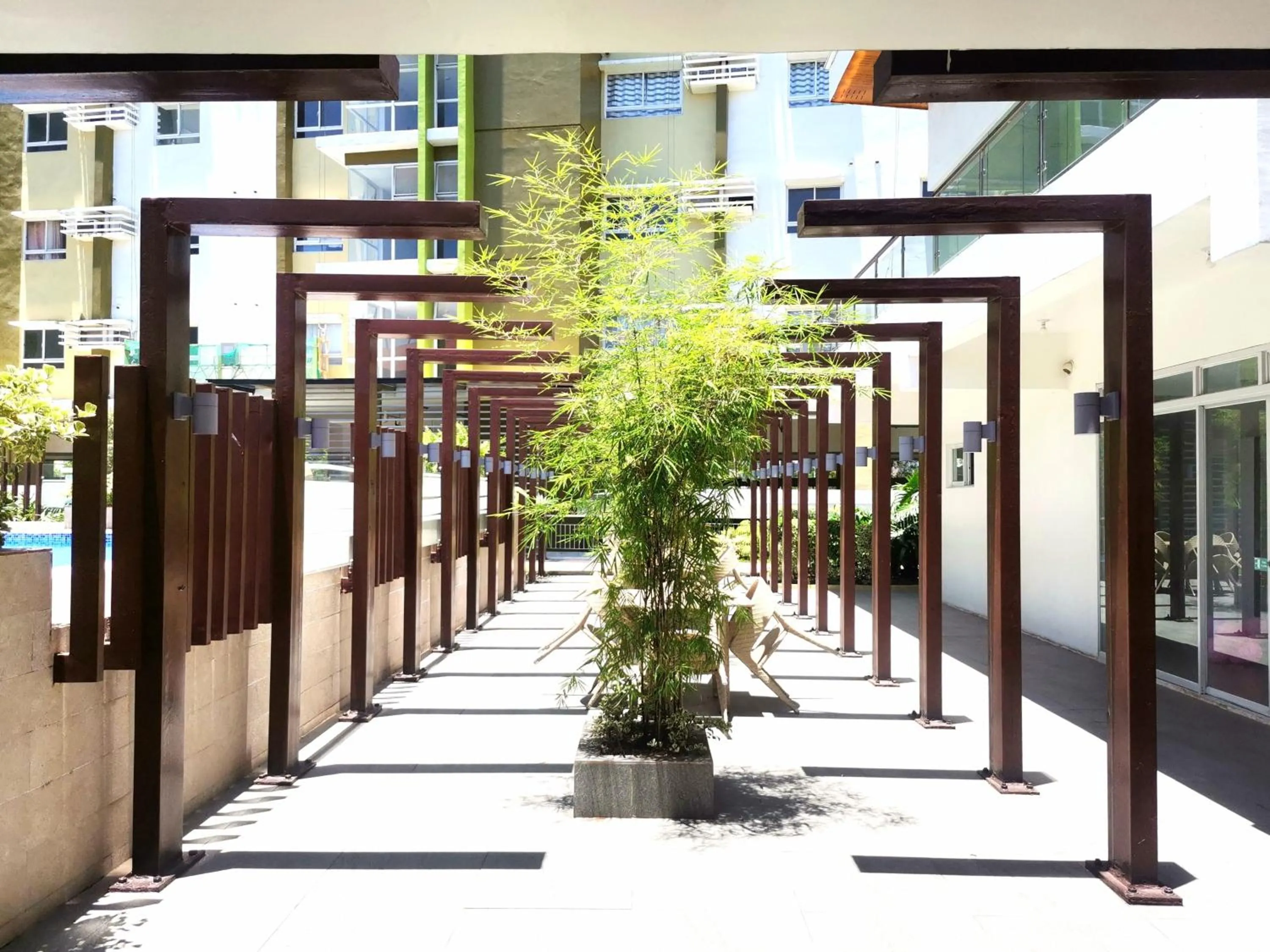 Facade/entrance in Pool View Studio in Mesaverte with Free Pool & Netflix