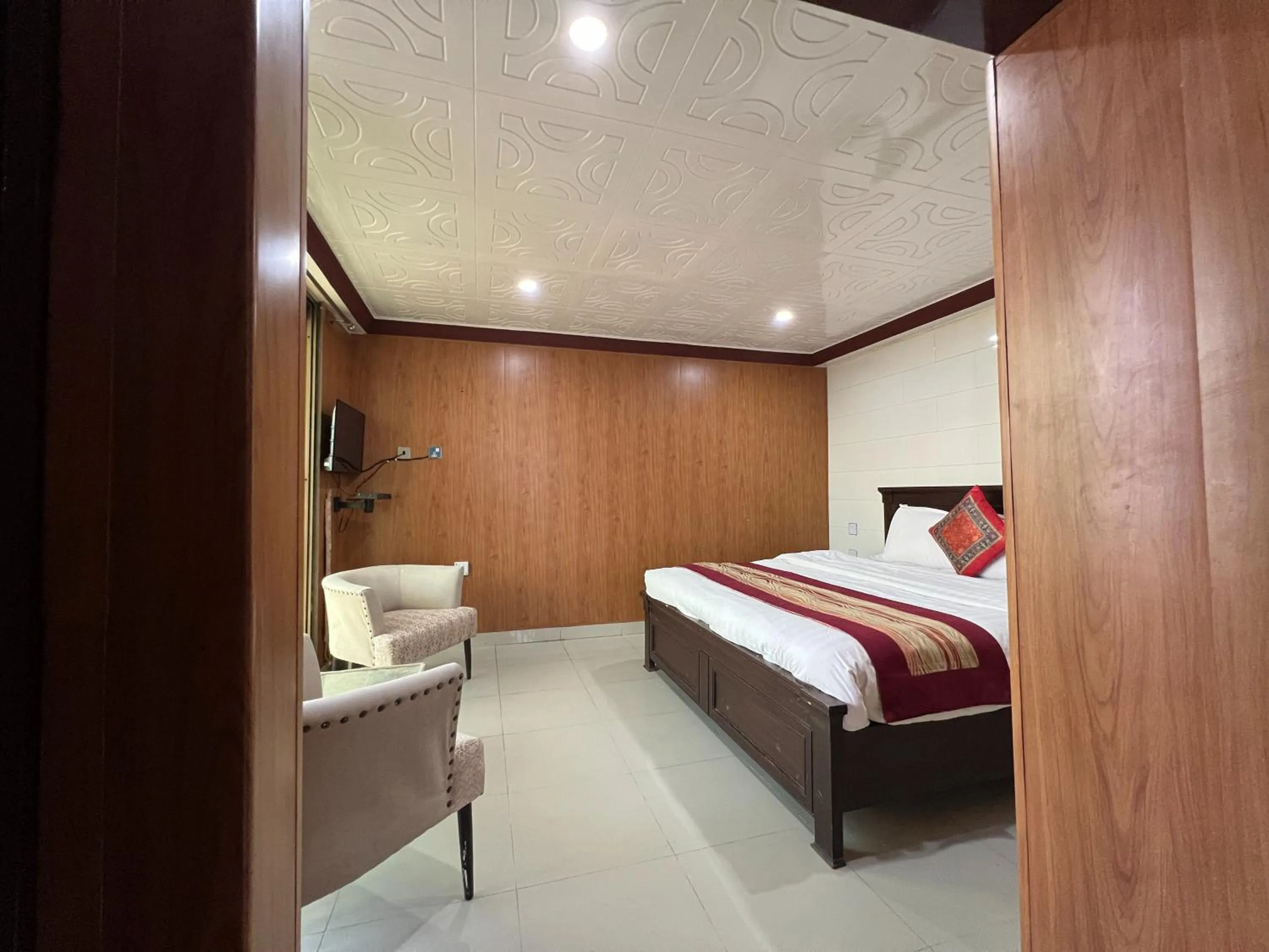 Shagufta Hotel Murree