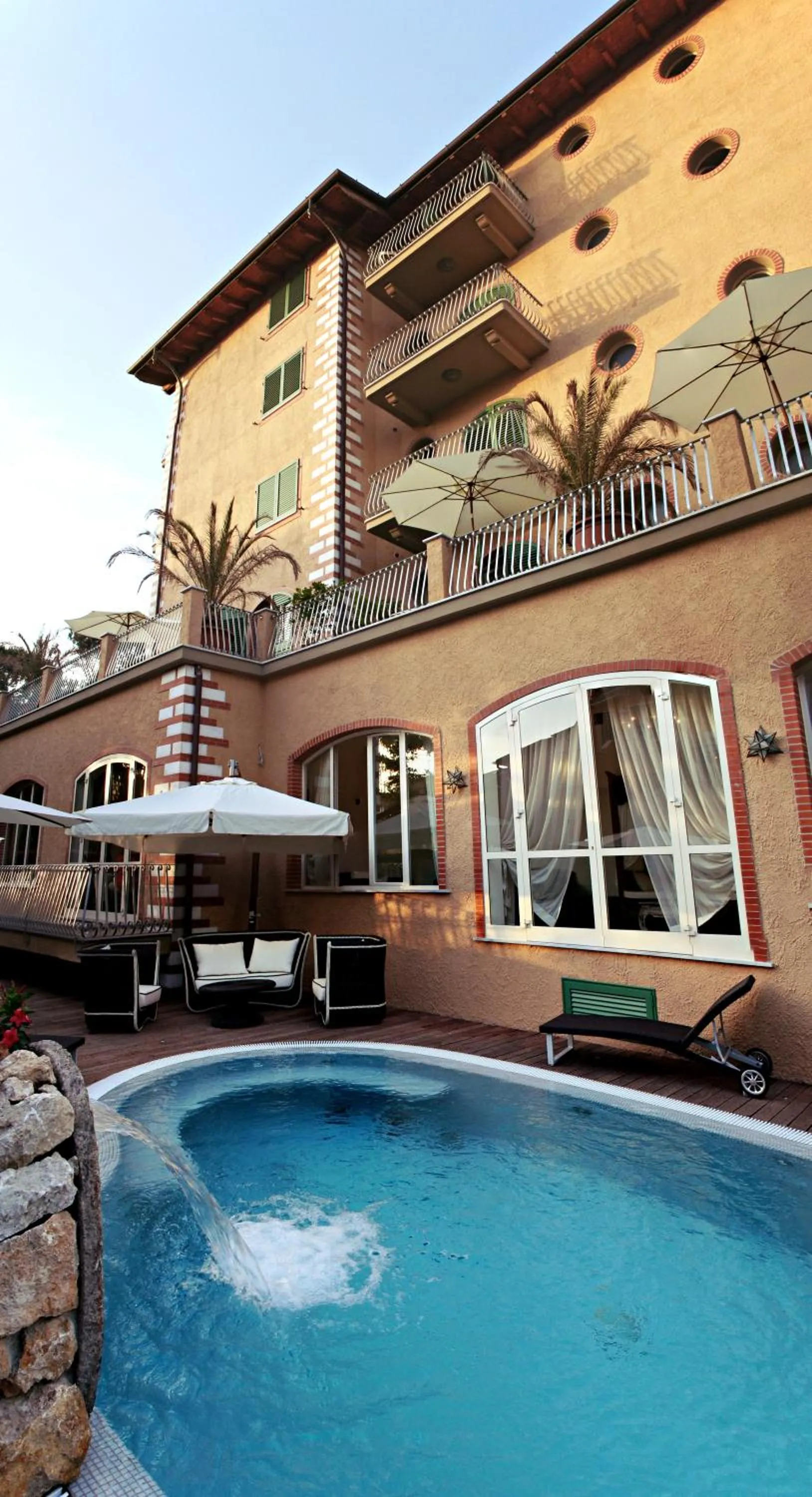 Property building in Hotel La Pigna