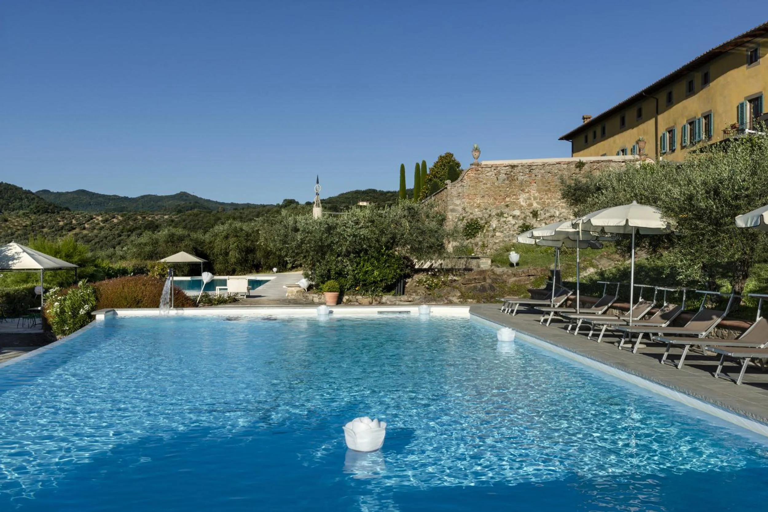 Swimming pool in Palagina la dimora