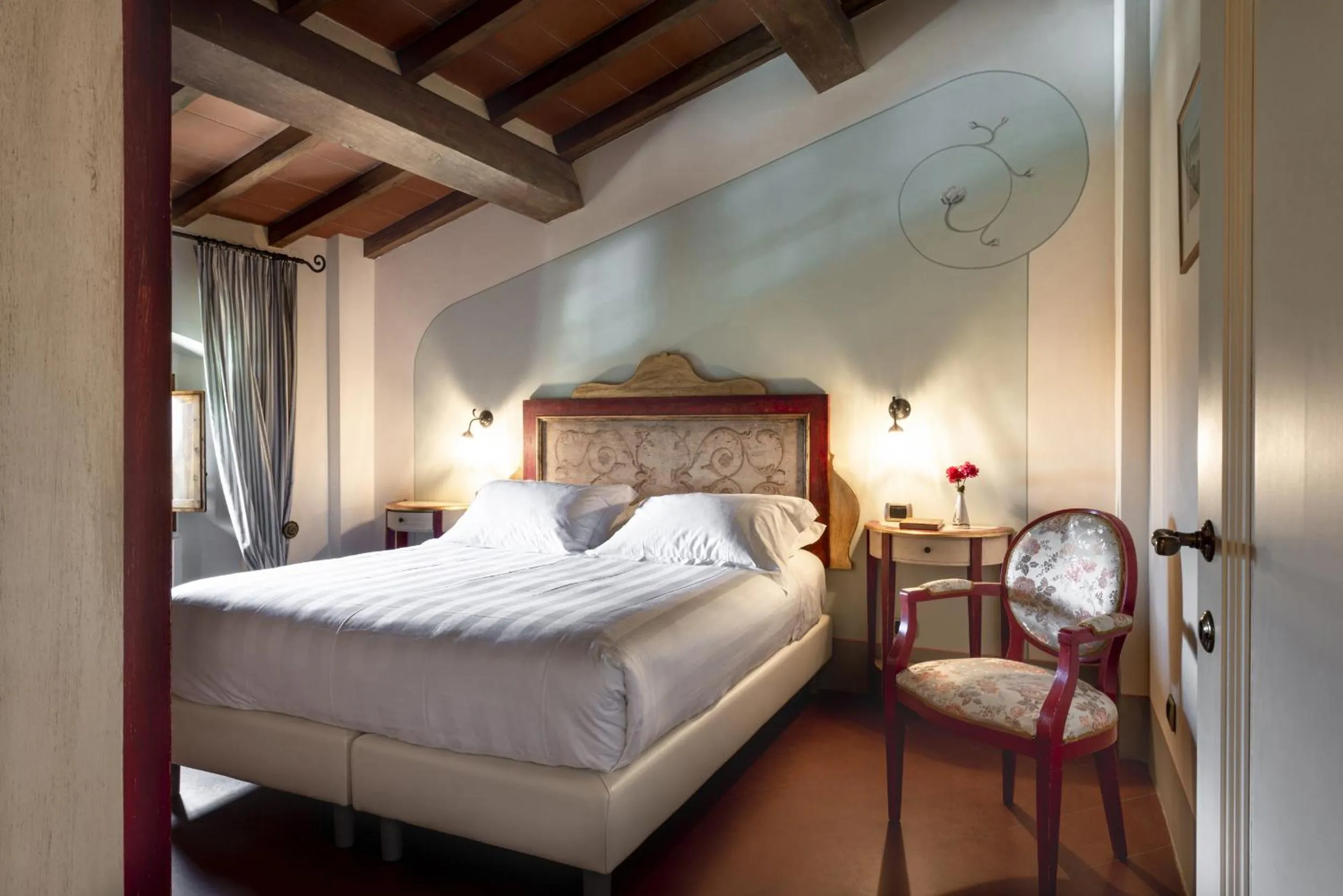 Photo of the whole room, Bed in Palagina la dimora