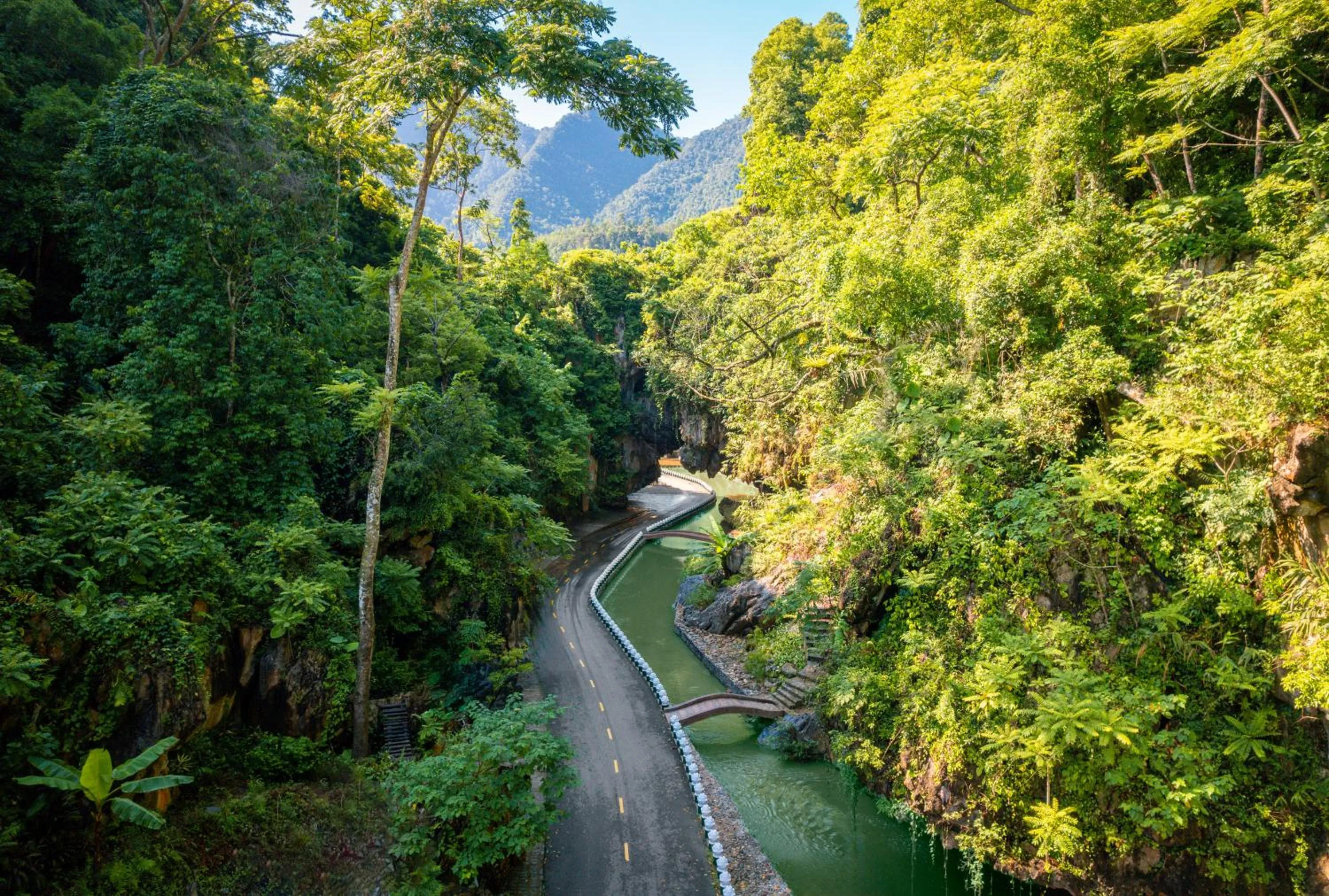 Nearby landmark in Fivitel Cổng Trời Đông Giang - Fivitel Đông Giang Heaven's Gate