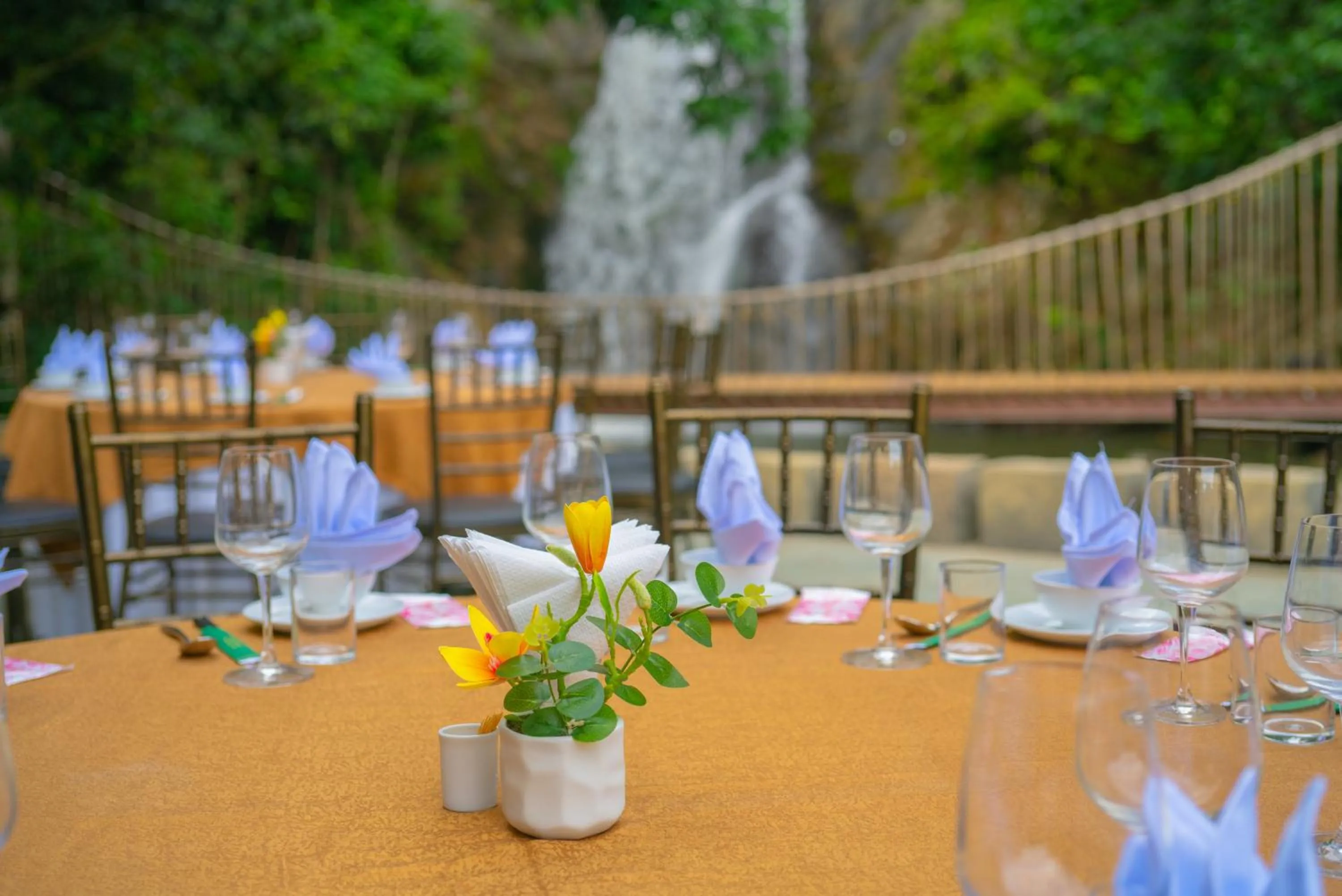 Restaurant/places to eat in Fivitel Cổng Trời Đông Giang - Fivitel Đông Giang Heaven's Gate