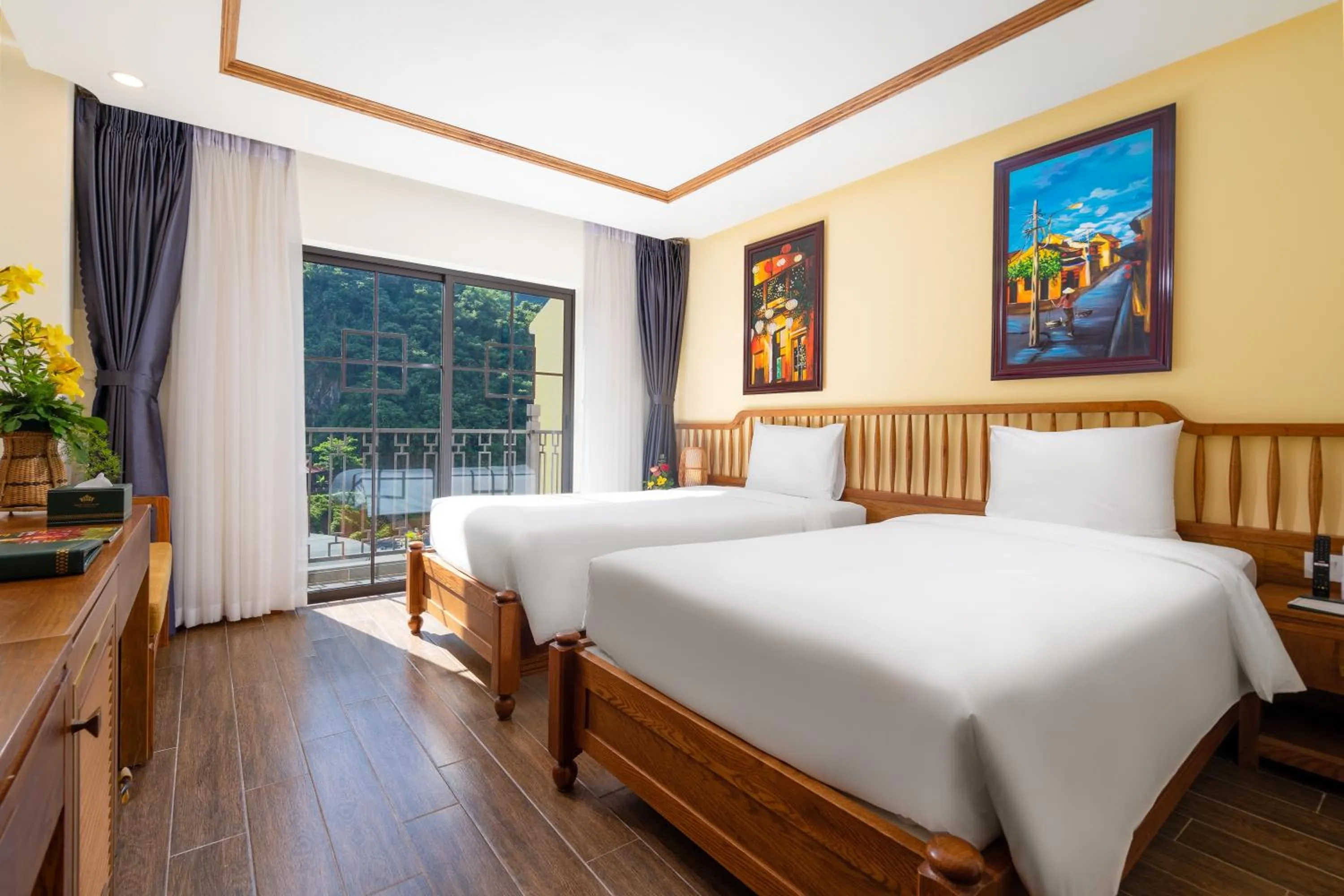 Bedroom, Bed in Fivitel Cổng Trời Đông Giang - Fivitel Đông Giang Heaven's Gate