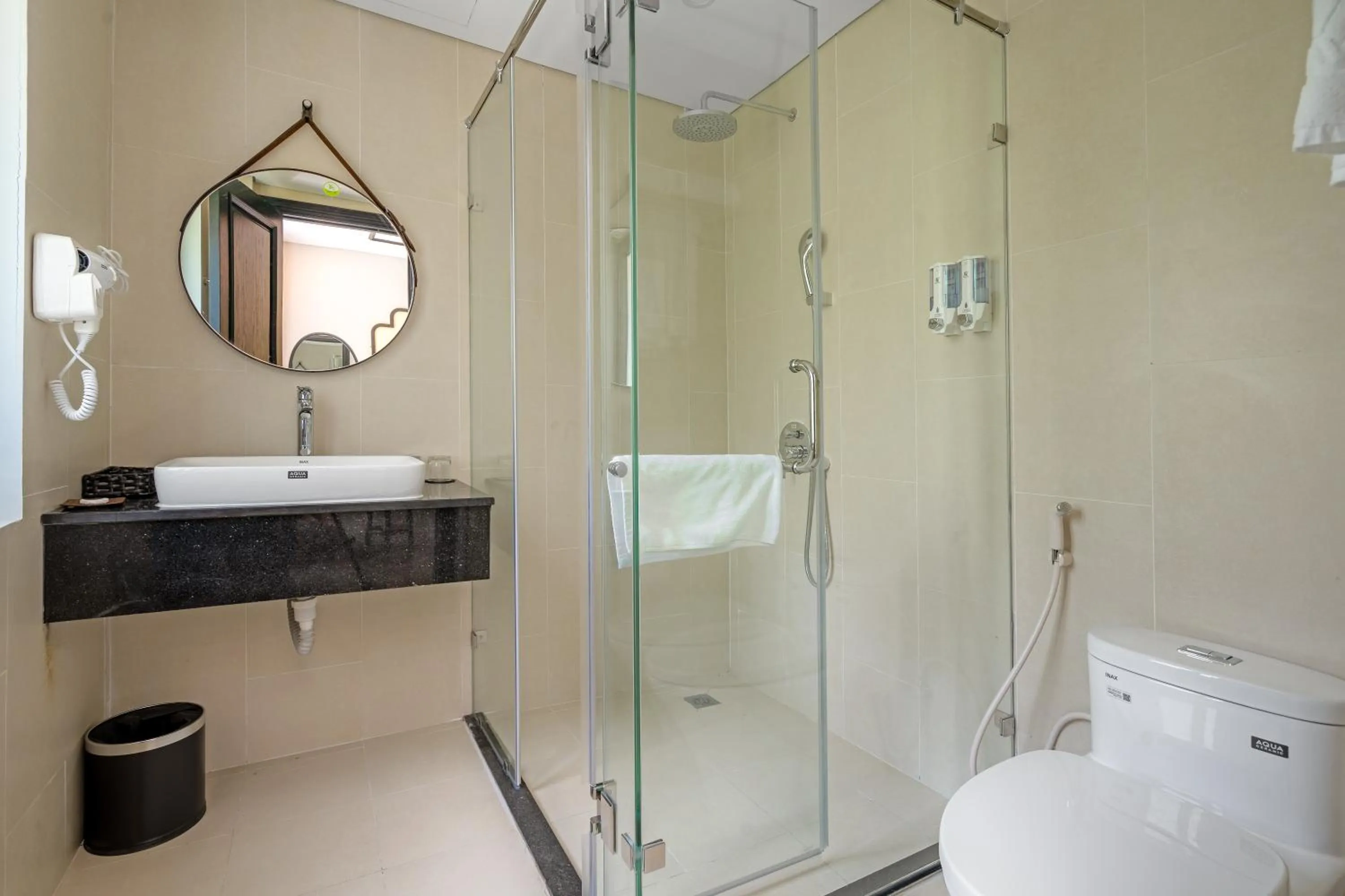 Shower in Fivitel Cổng Trời Đông Giang - Fivitel Đông Giang Heaven's Gate