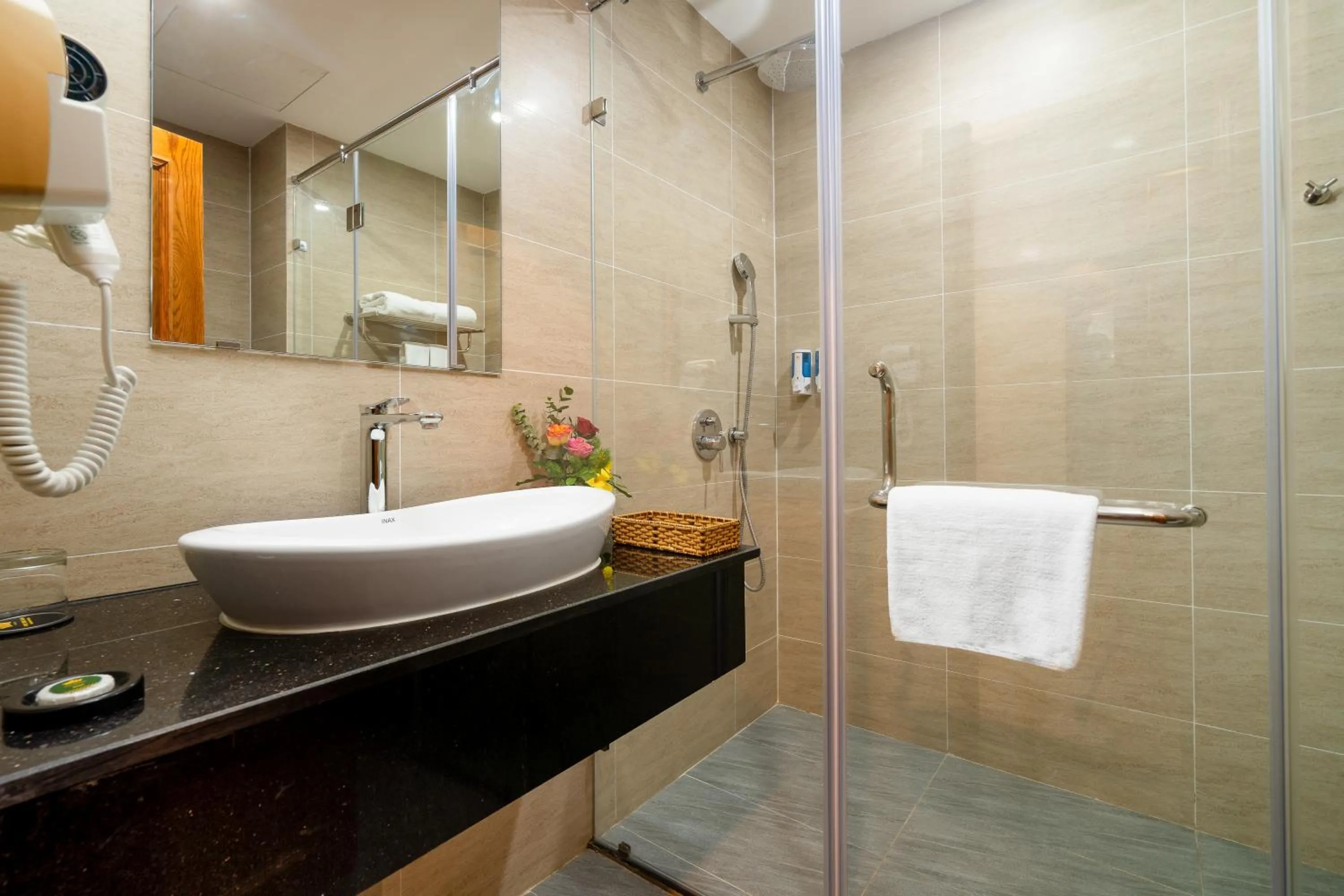 Bathroom in Fivitel Cổng Trời Đông Giang - Fivitel Đông Giang Heaven's Gate