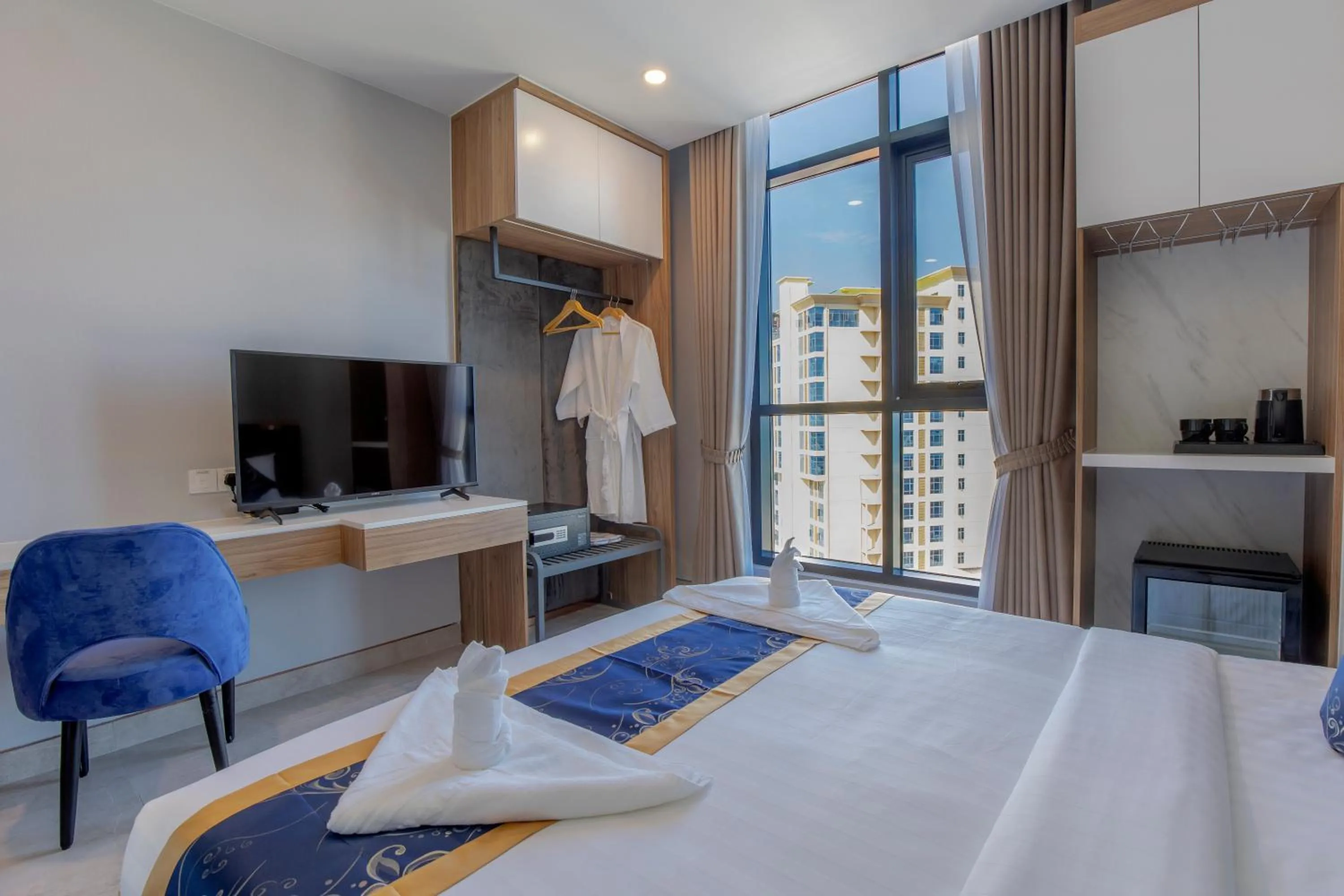 TV and multimedia, Bed in Seascape Palace Hotel