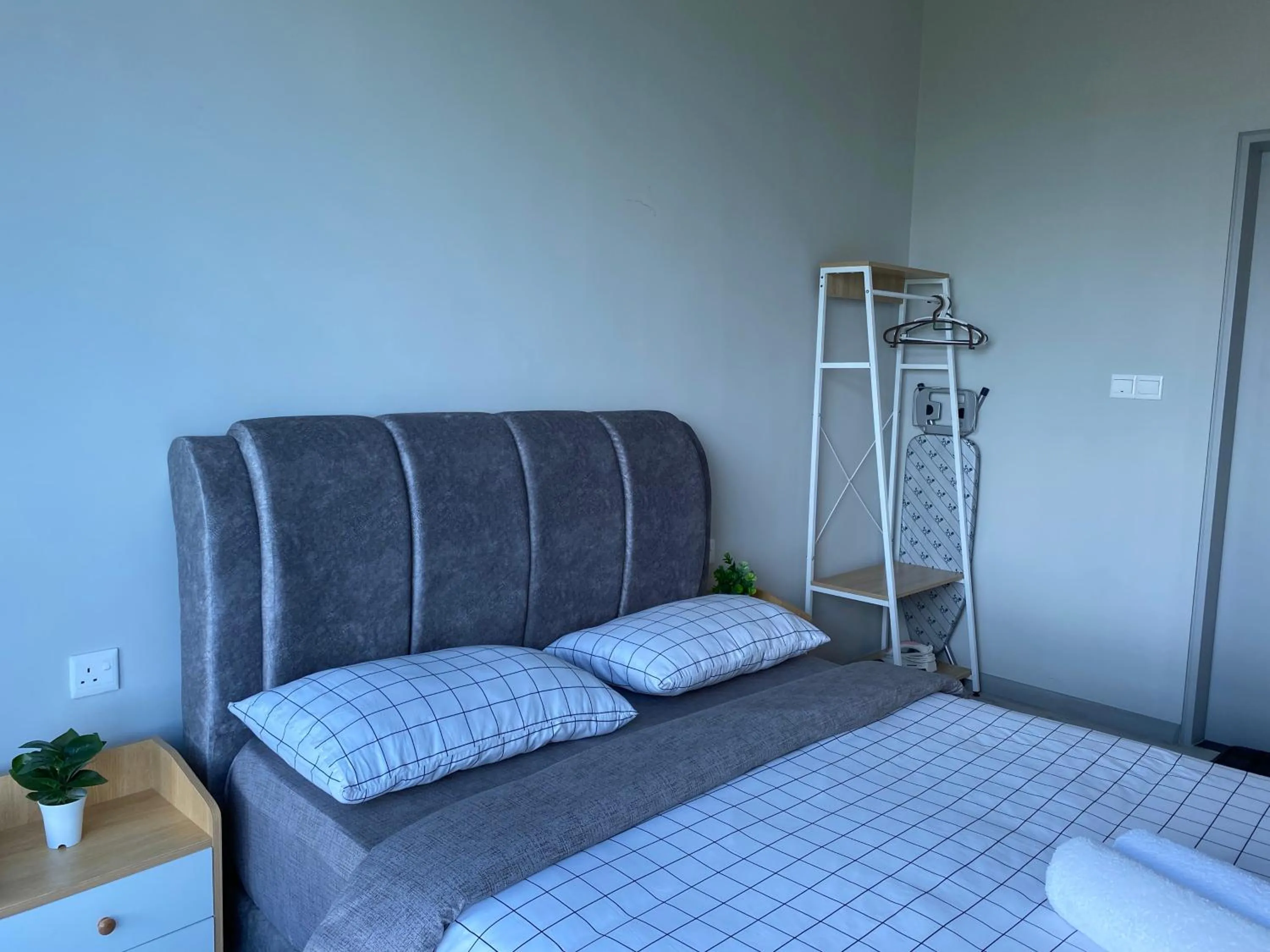 furniture, Bed in Alawa @ Jesselton Quay Kota Kinabalu