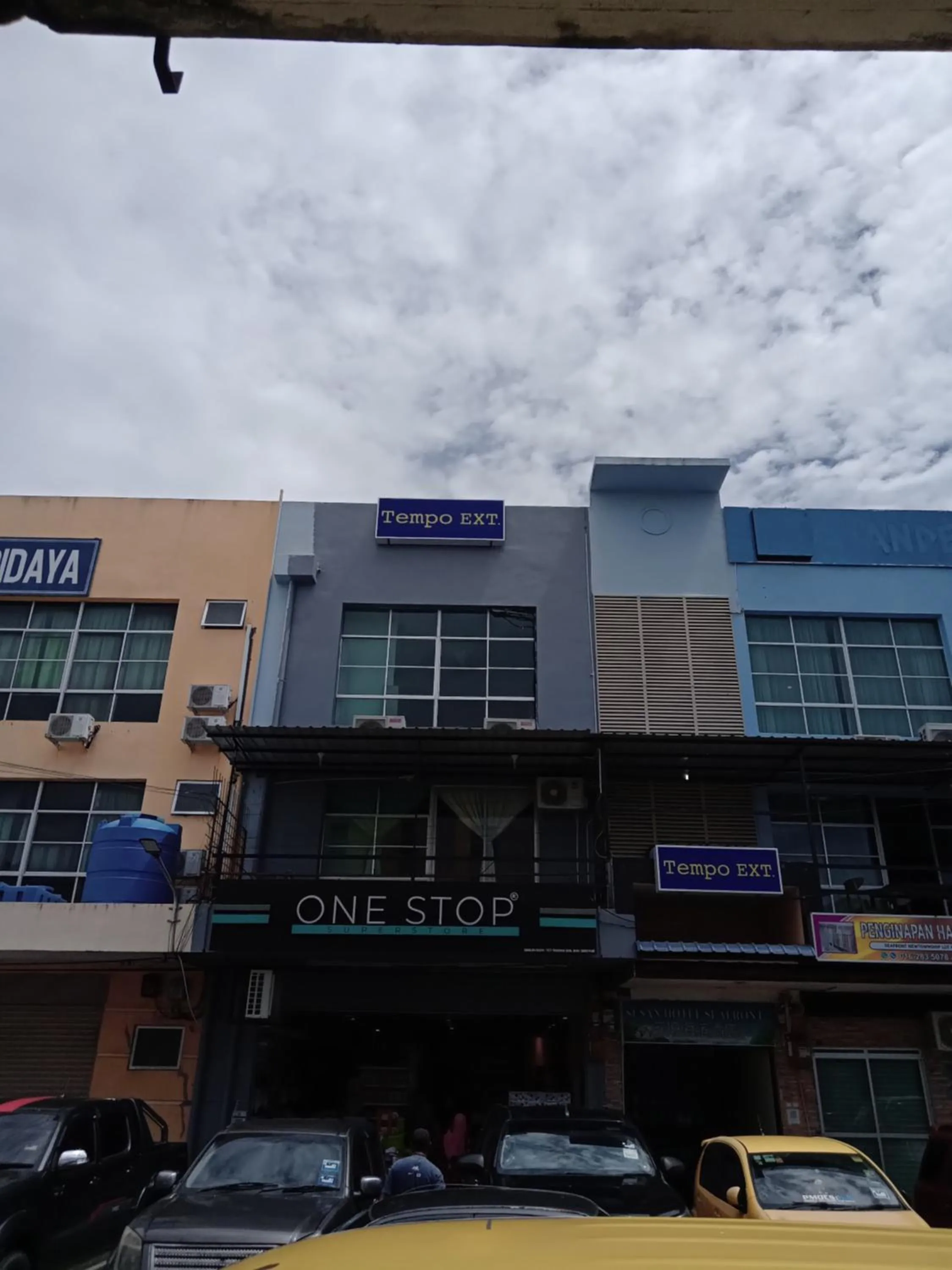 Facade/entrance in TEMPO EXT.