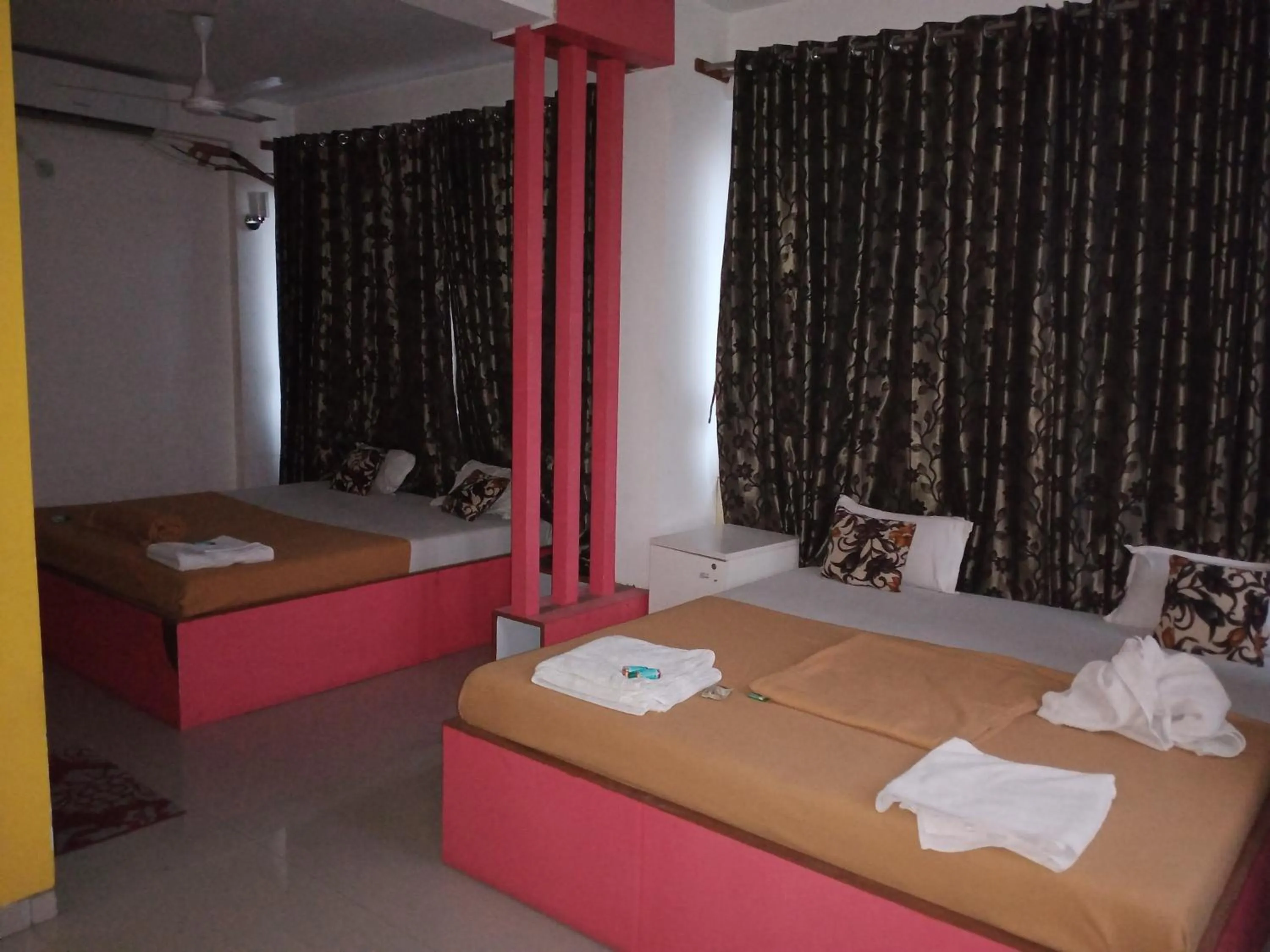 Bedroom, Bed in Malhar palace hotel