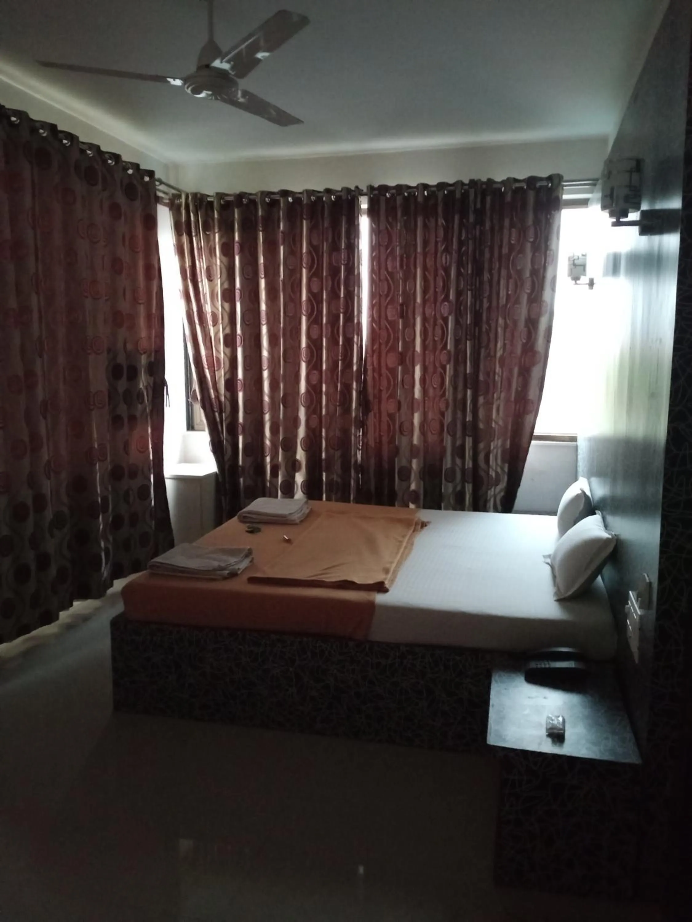 Bed in Malhar palace hotel