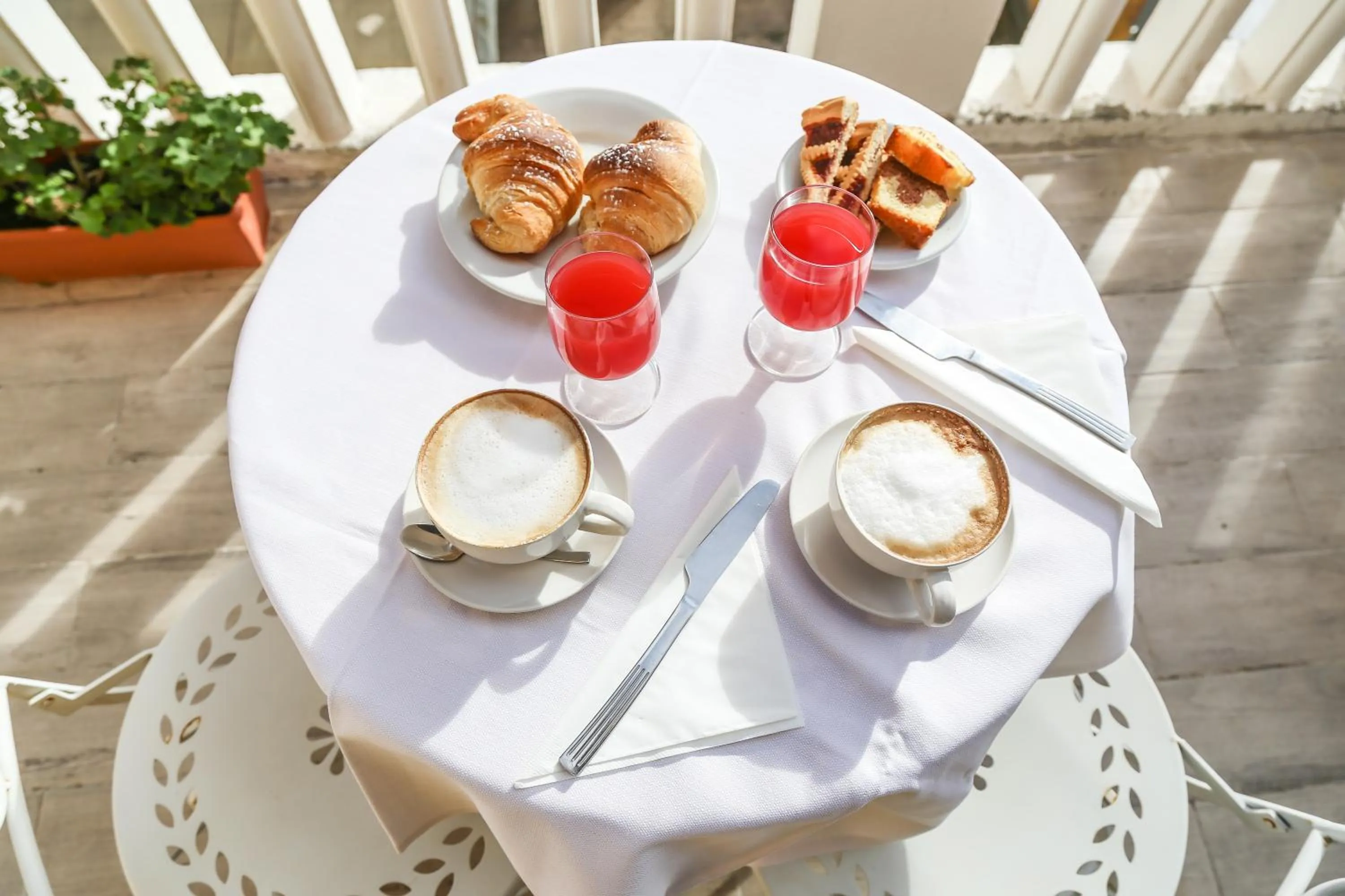 Breakfast in Albergo Athena