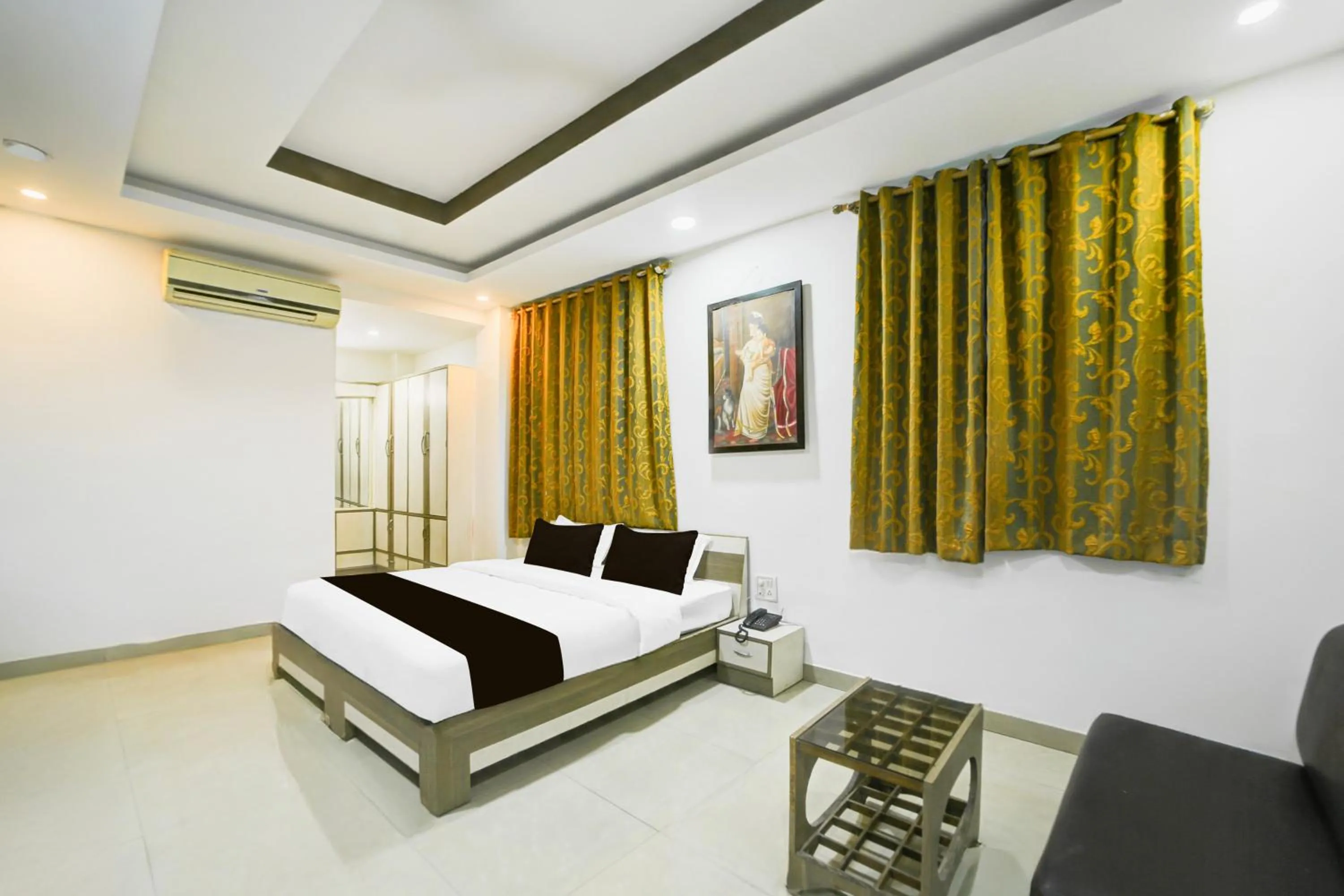 Bedroom, Bed in Collection O Shahpura Lakeview Formerly Hotel Royal Villa